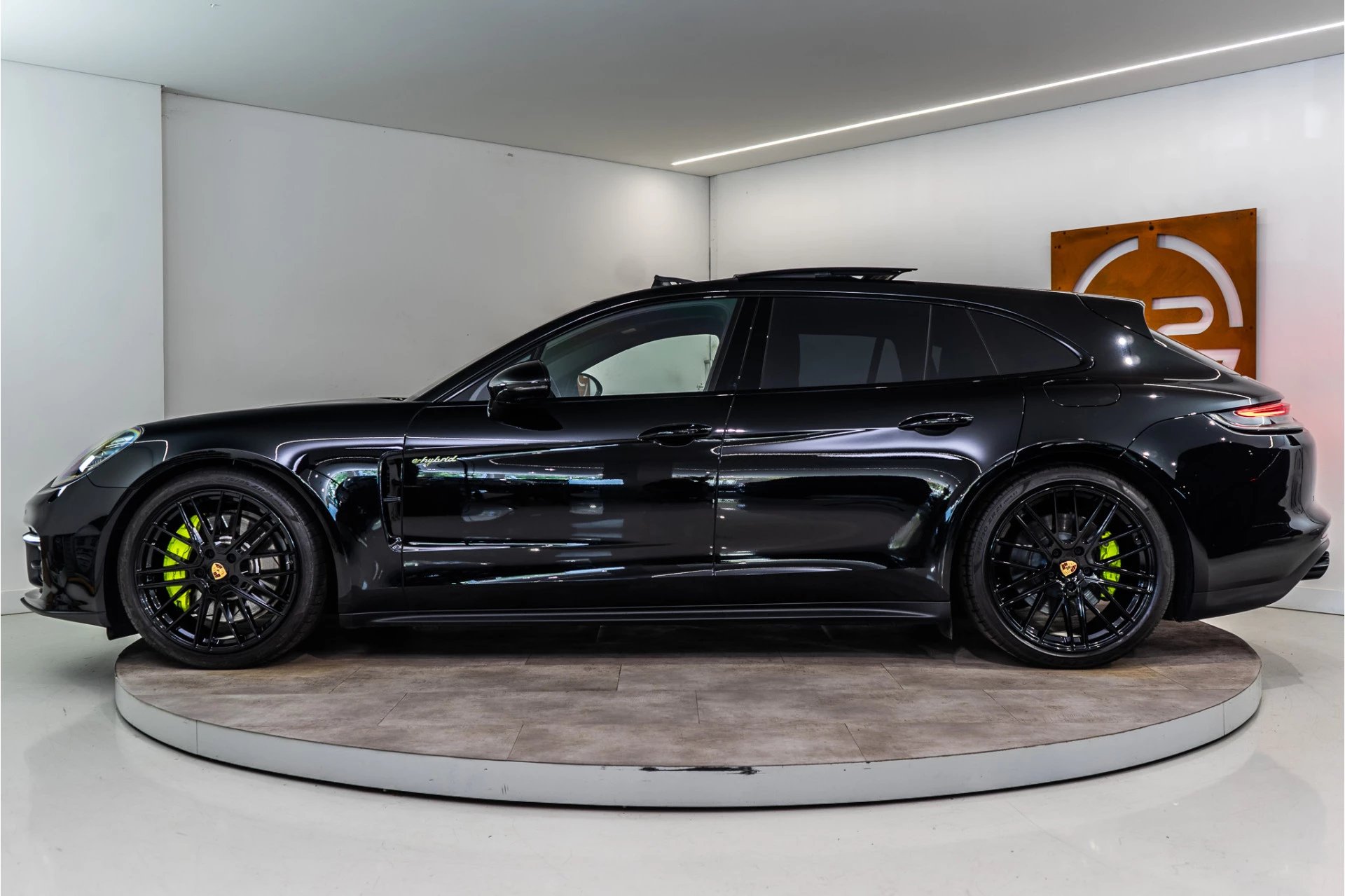 Hoofdafbeelding Porsche Panamera