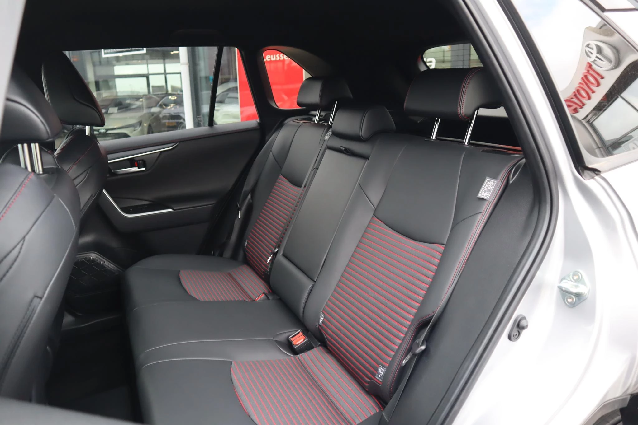 Hoofdafbeelding Toyota RAV4