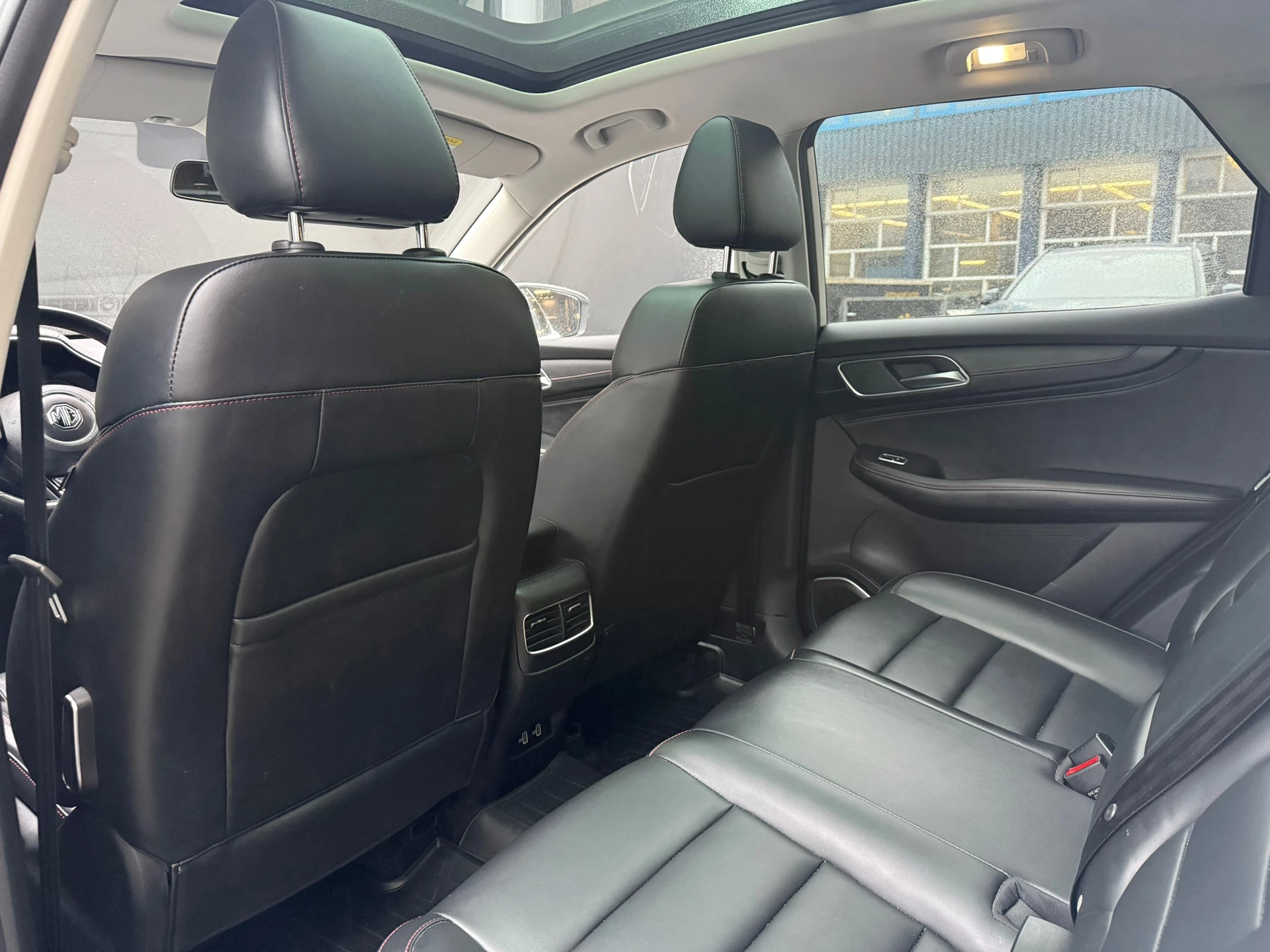 Hoofdafbeelding MG HS