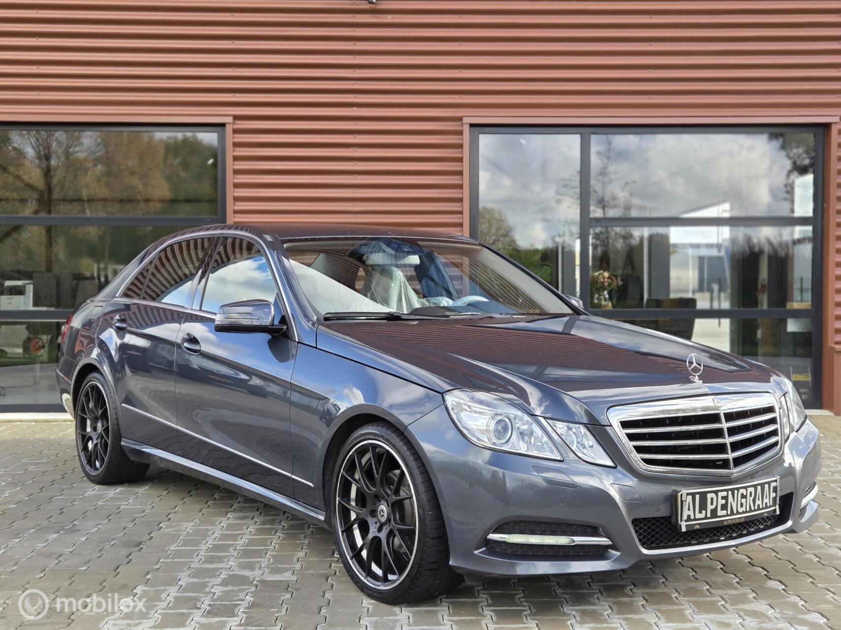 Hoofdafbeelding Mercedes-Benz E-Klasse