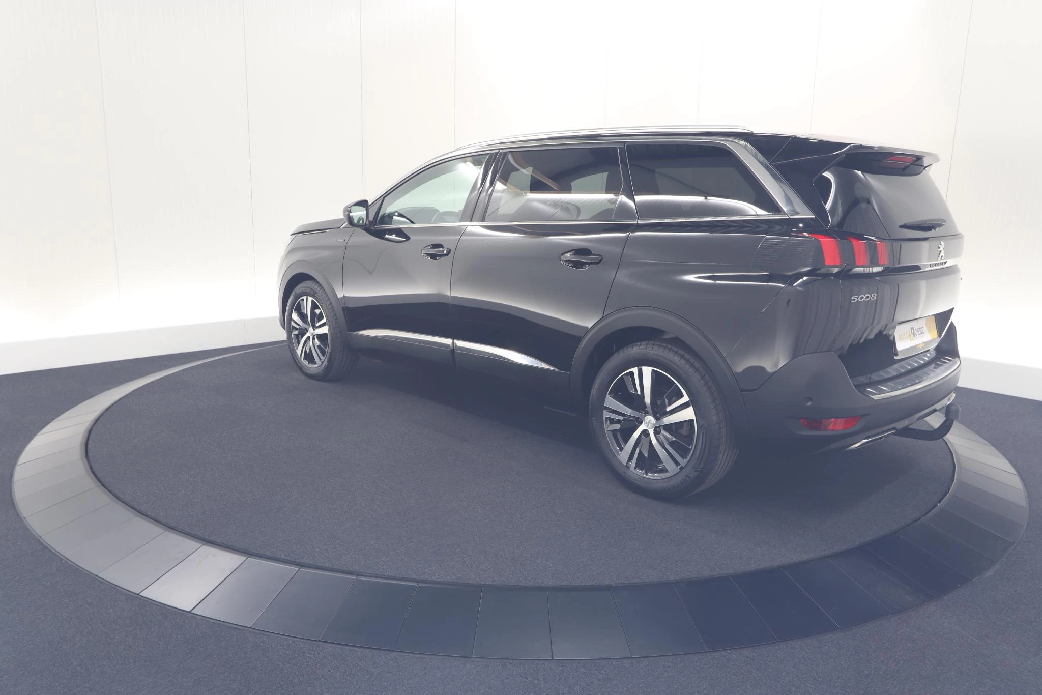 Hoofdafbeelding Peugeot 5008