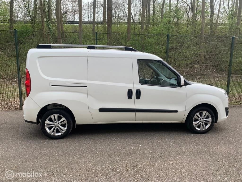 Hoofdafbeelding Opel Combo