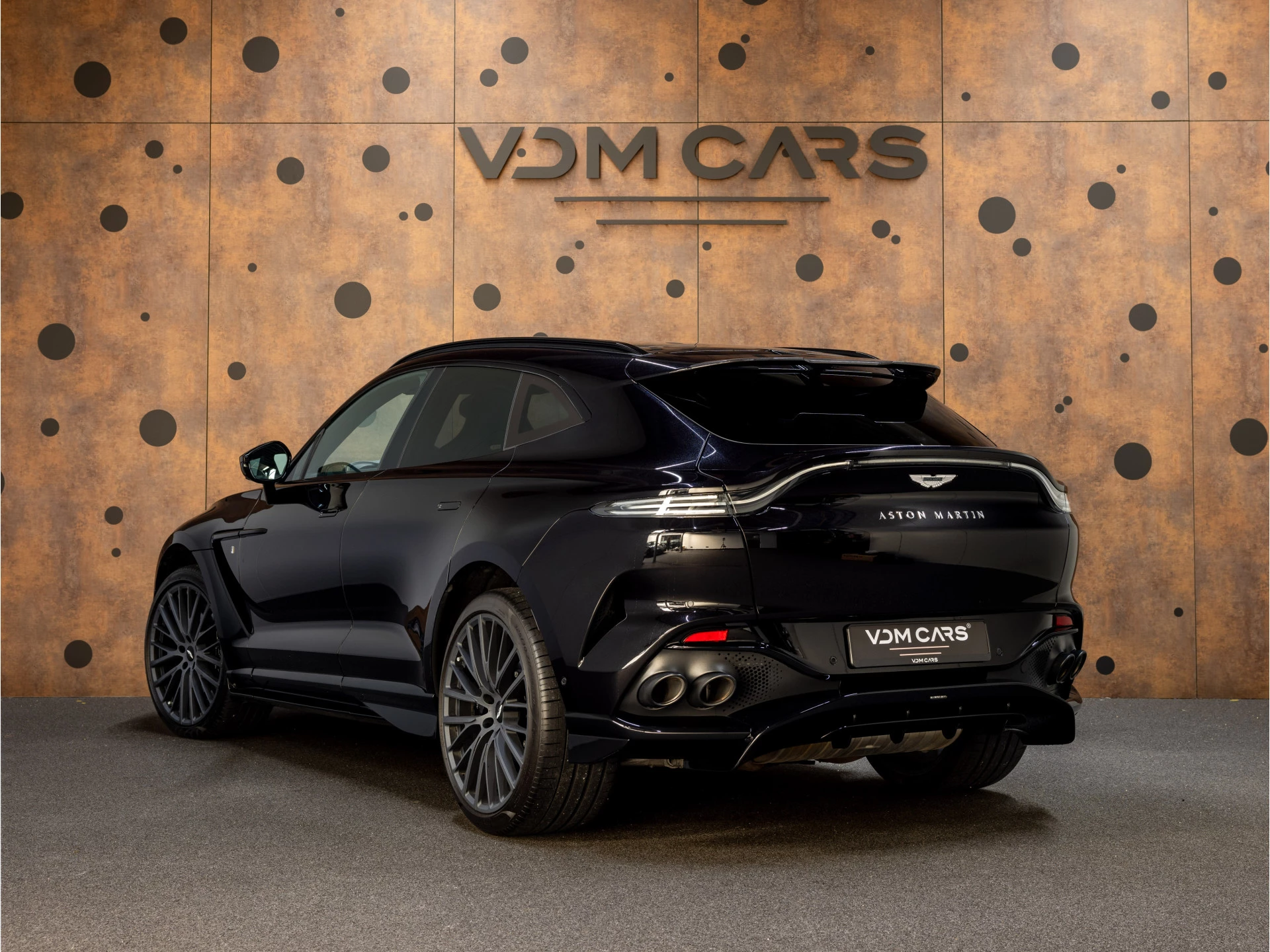 Hoofdafbeelding Aston Martin DBX