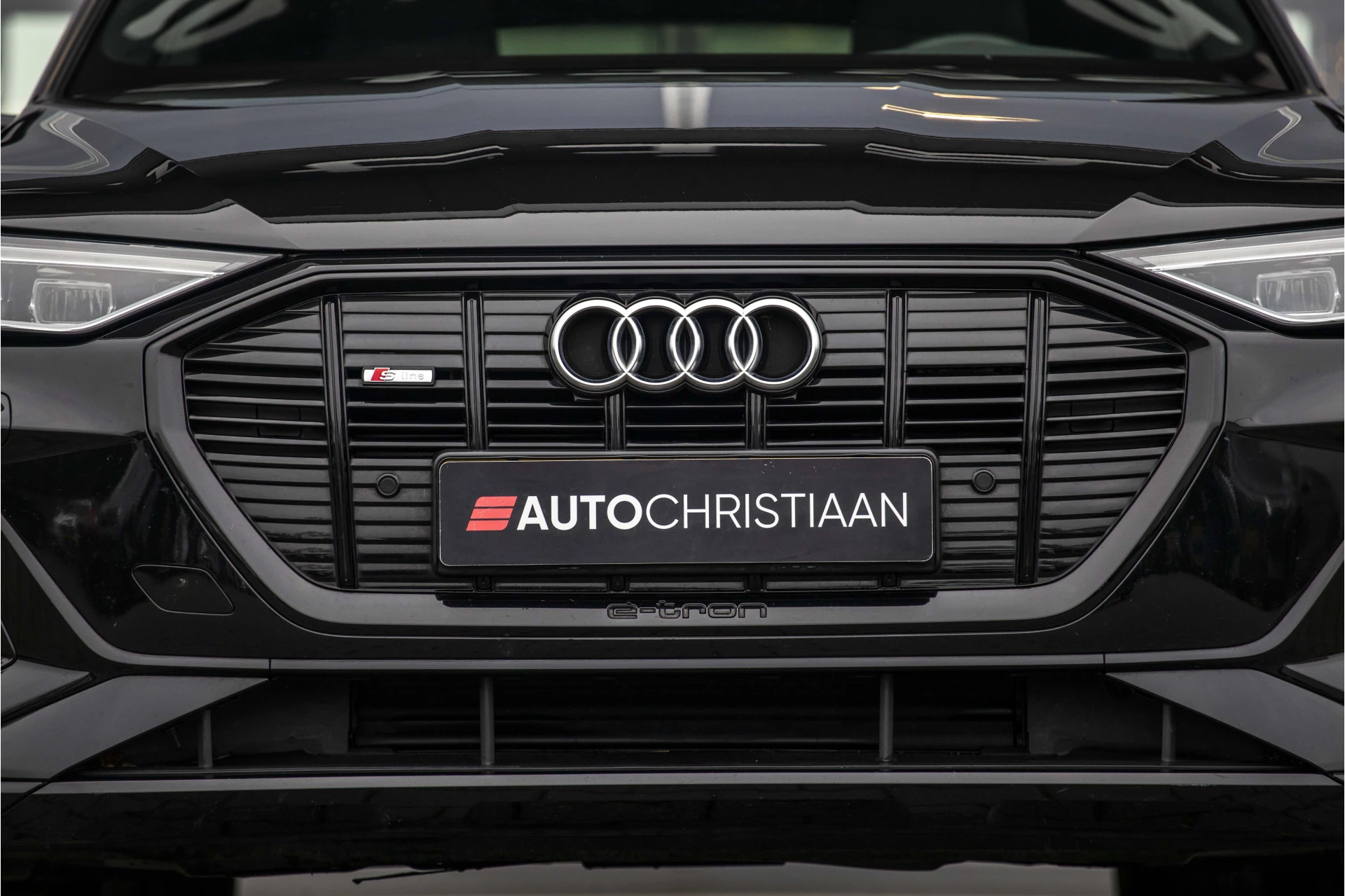 Hoofdafbeelding Audi e-tron