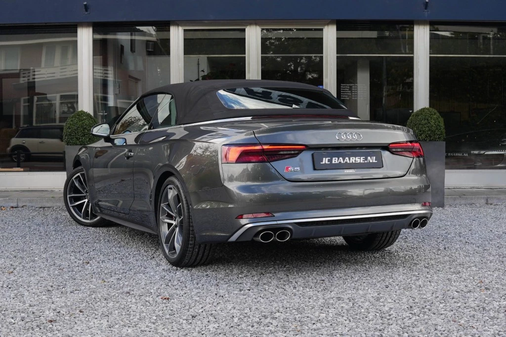 Hoofdafbeelding Audi S5