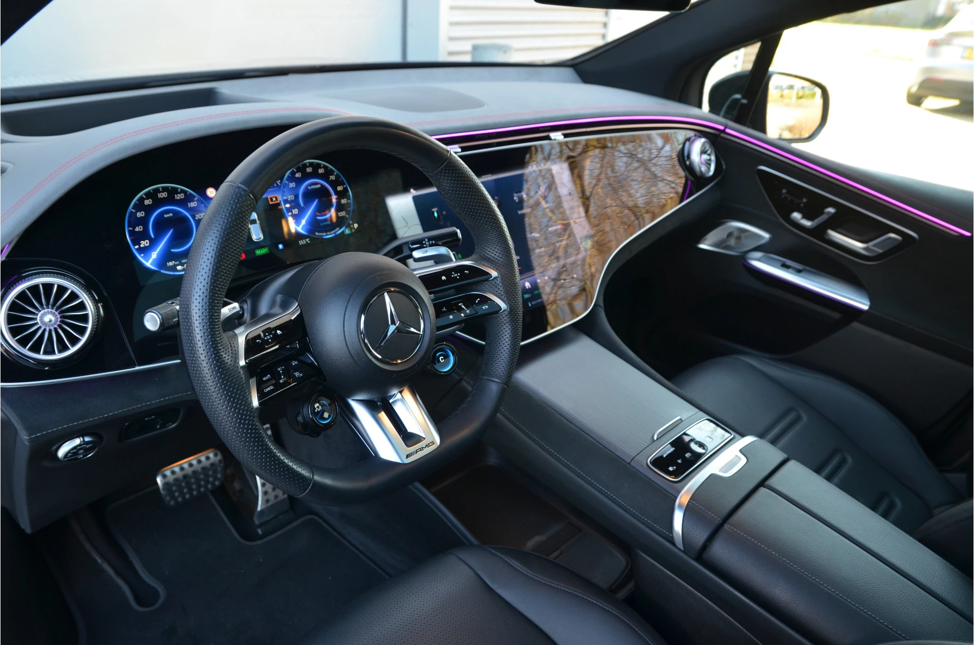 Hoofdafbeelding Mercedes-Benz EQE