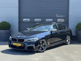 BMW 5-serie M550i xDrive High Executive | Panoramadak | Head-Up Display | Harmon Kardon | Camera | Stoel Ventilatie/Verwarming |