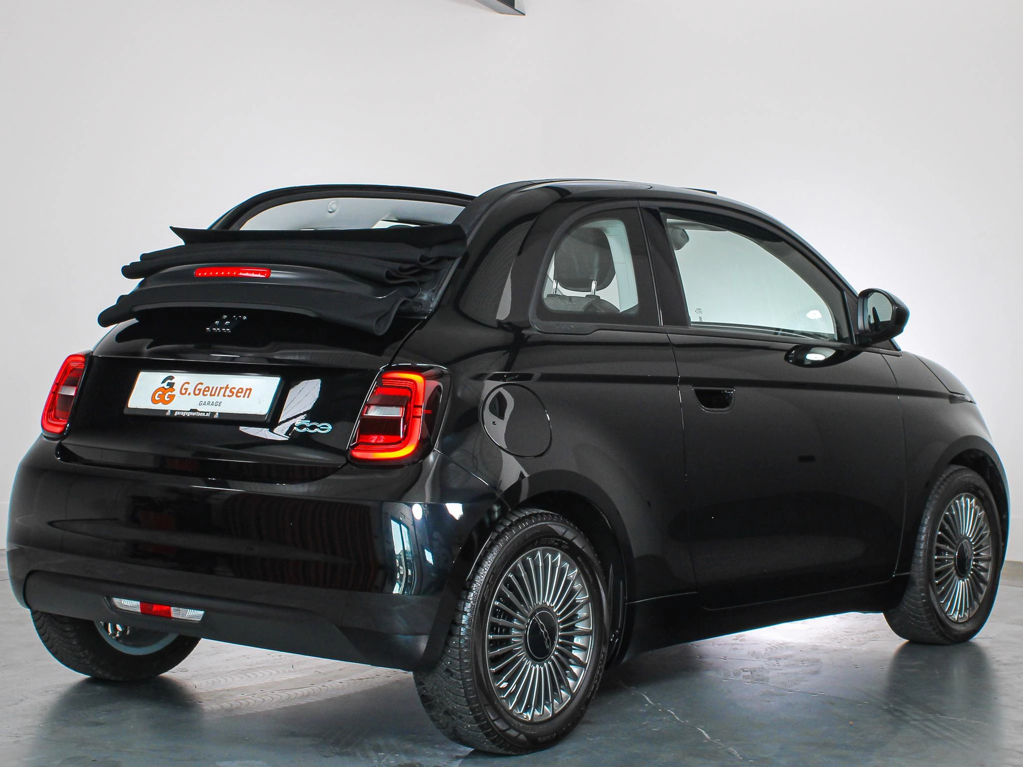 Hoofdafbeelding Fiat 500C