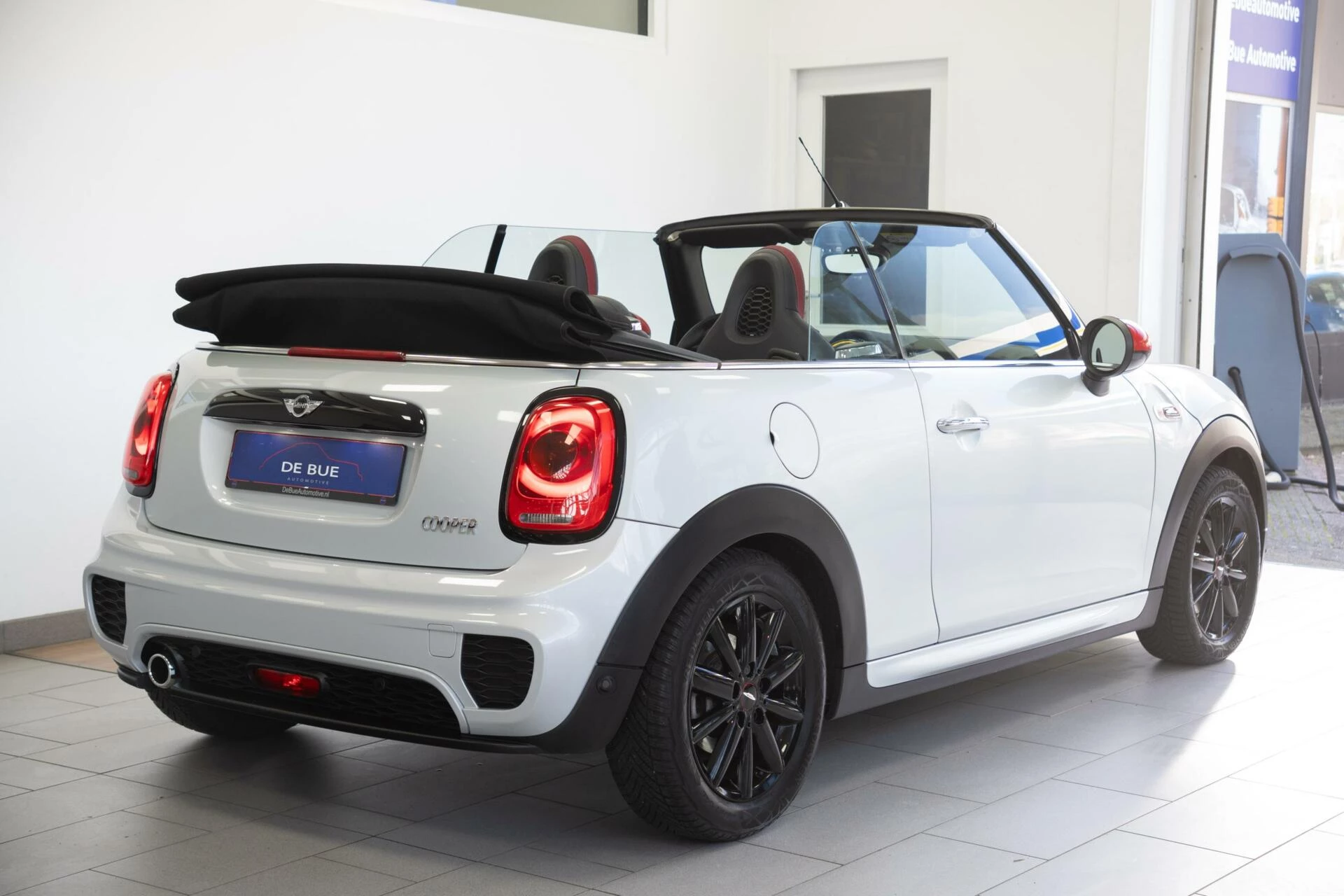 Hoofdafbeelding MINI Cooper Cabrio