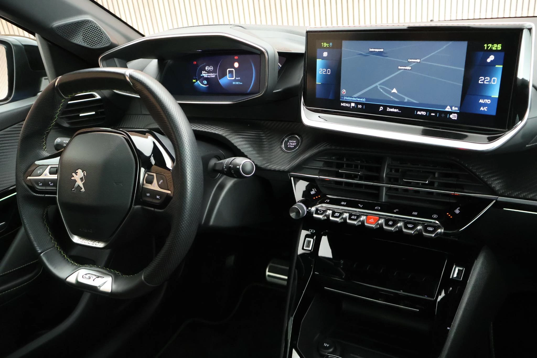 Hoofdafbeelding Peugeot e-208