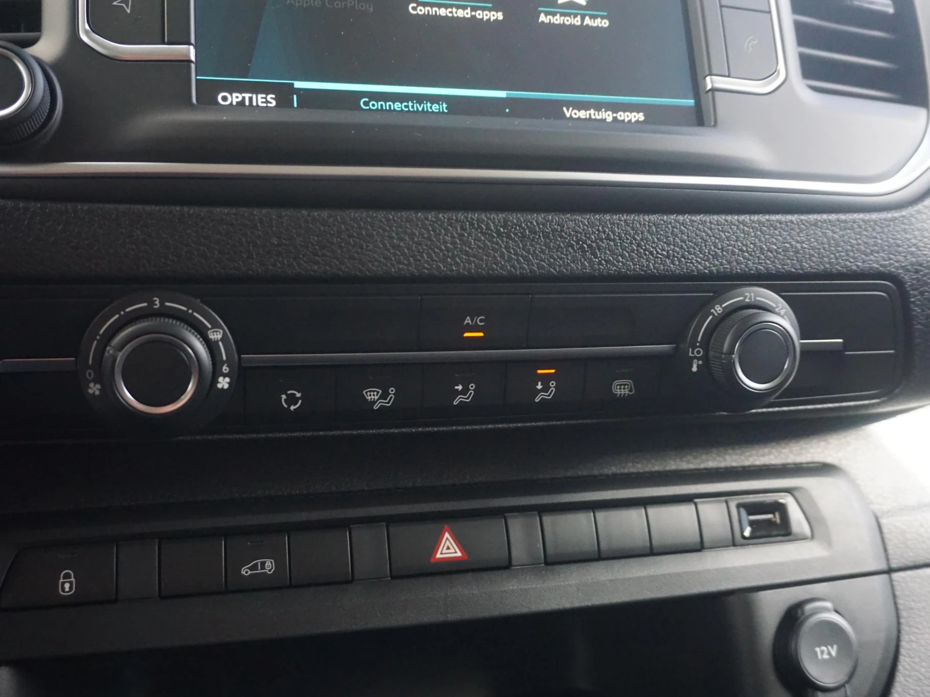 Hoofdafbeelding Peugeot e-Expert