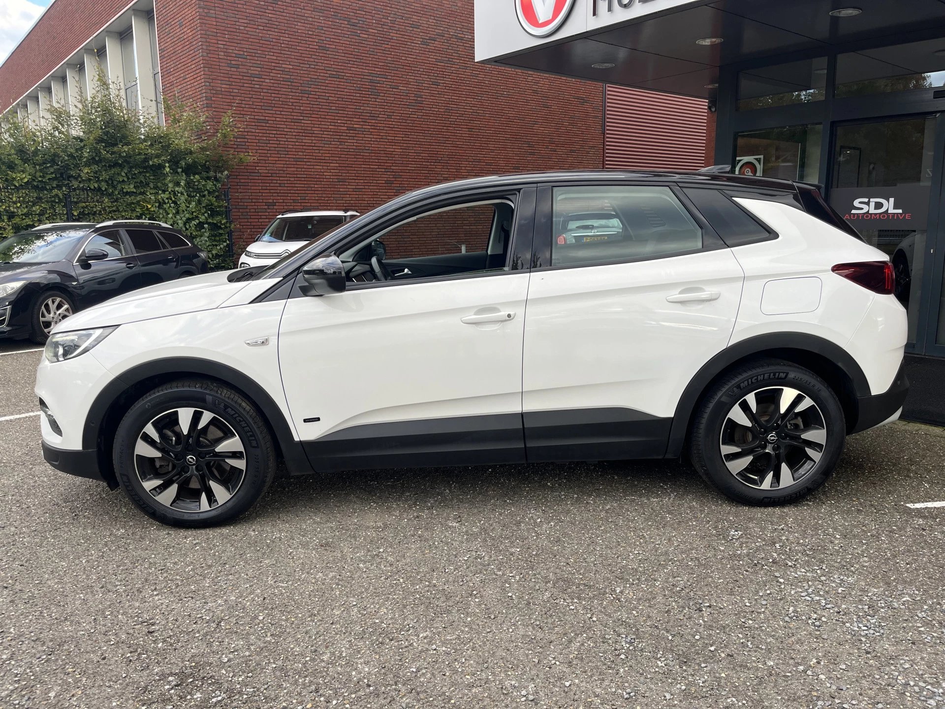 Hoofdafbeelding Opel Grandland X