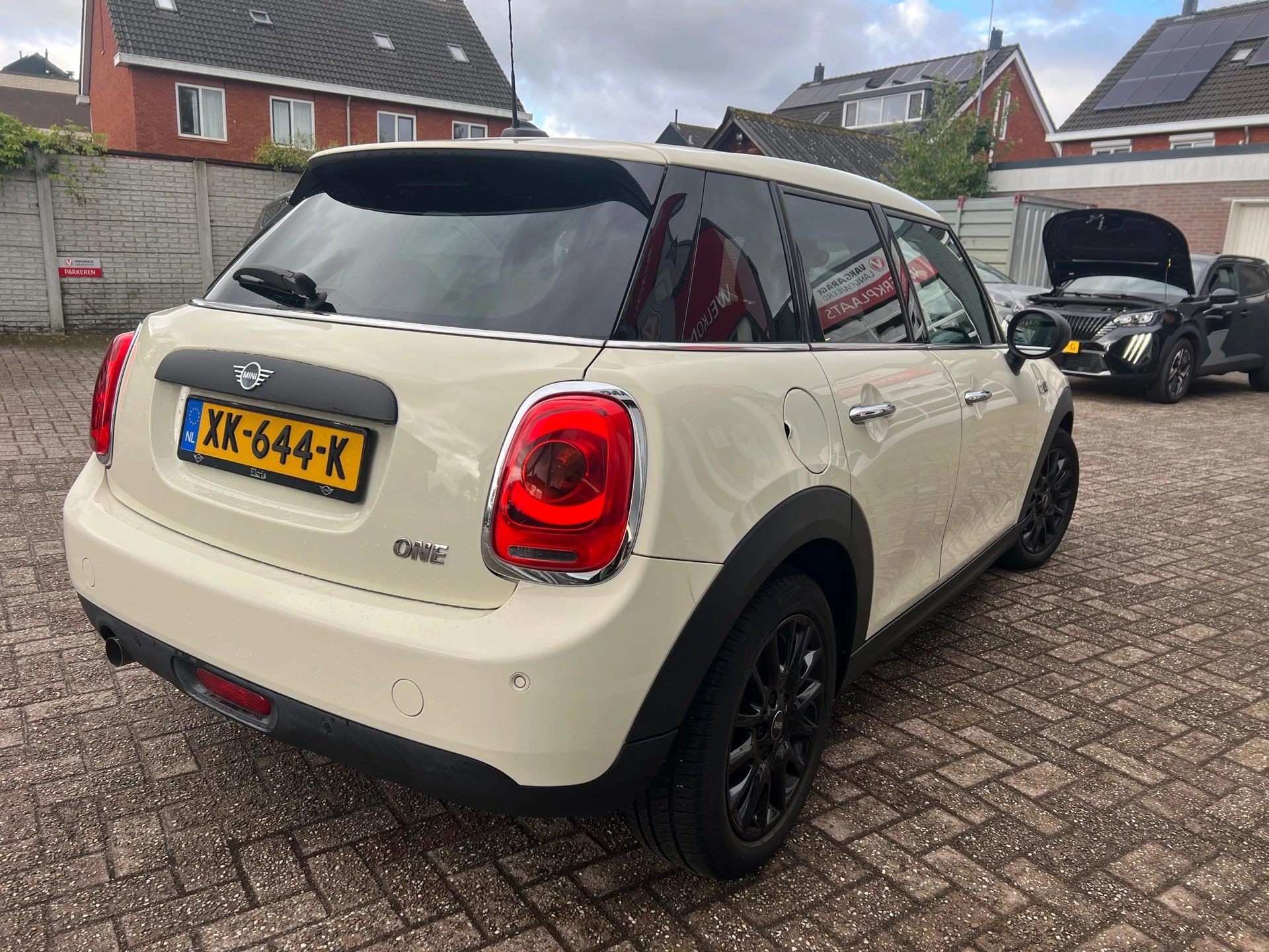 Hoofdafbeelding MINI One