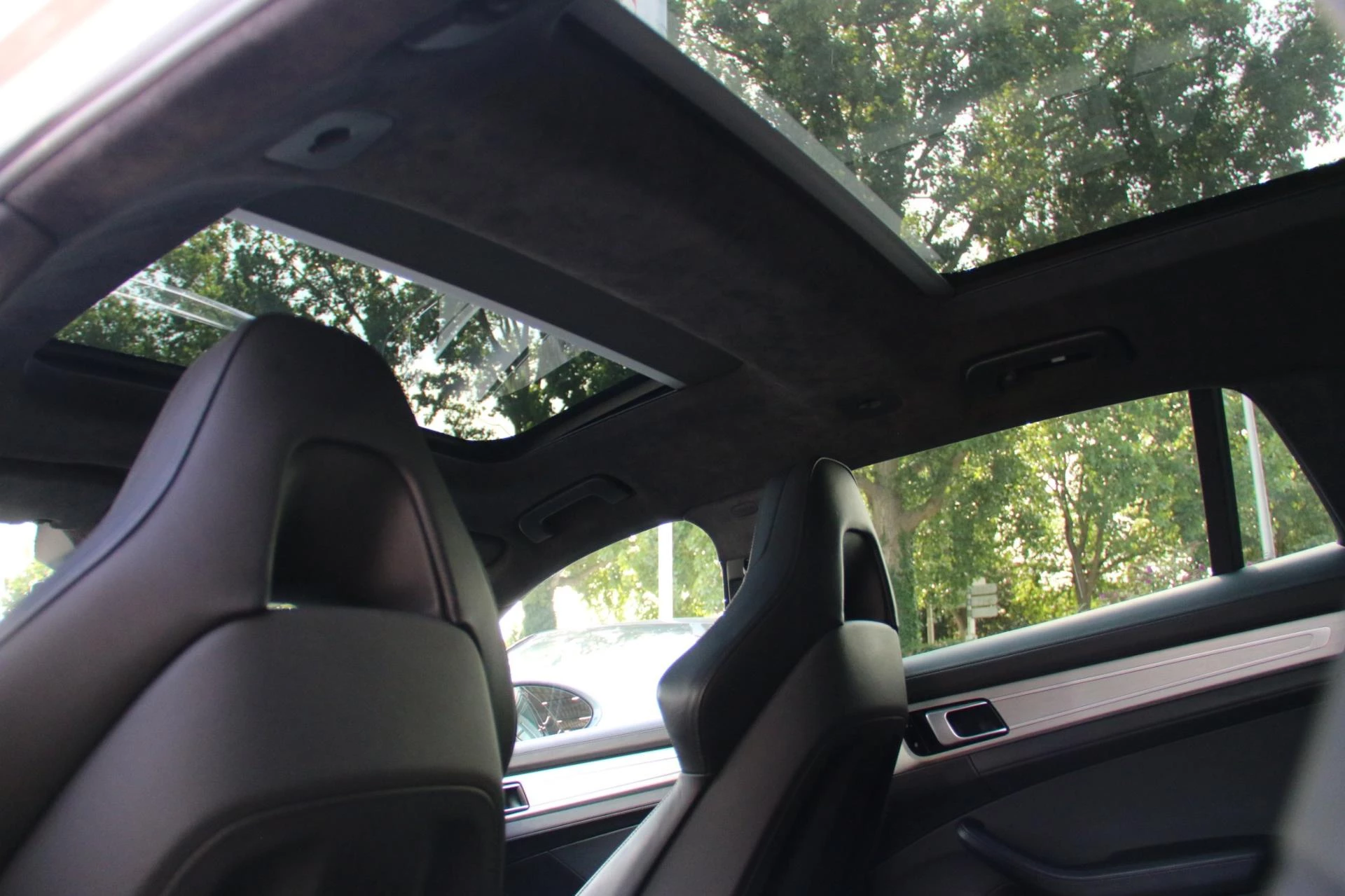Hoofdafbeelding Porsche Panamera