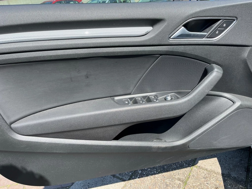 Hoofdafbeelding Audi Cabriolet