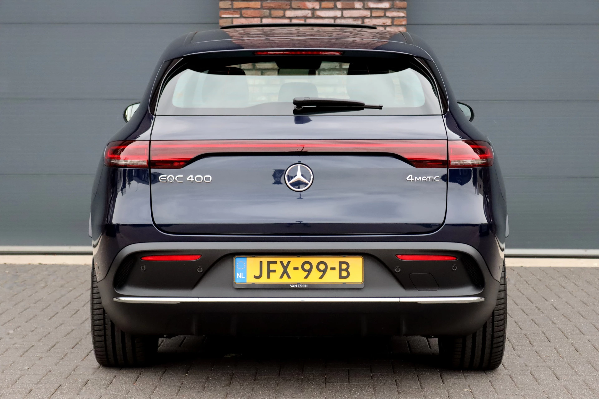 Hoofdafbeelding Mercedes-Benz EQC