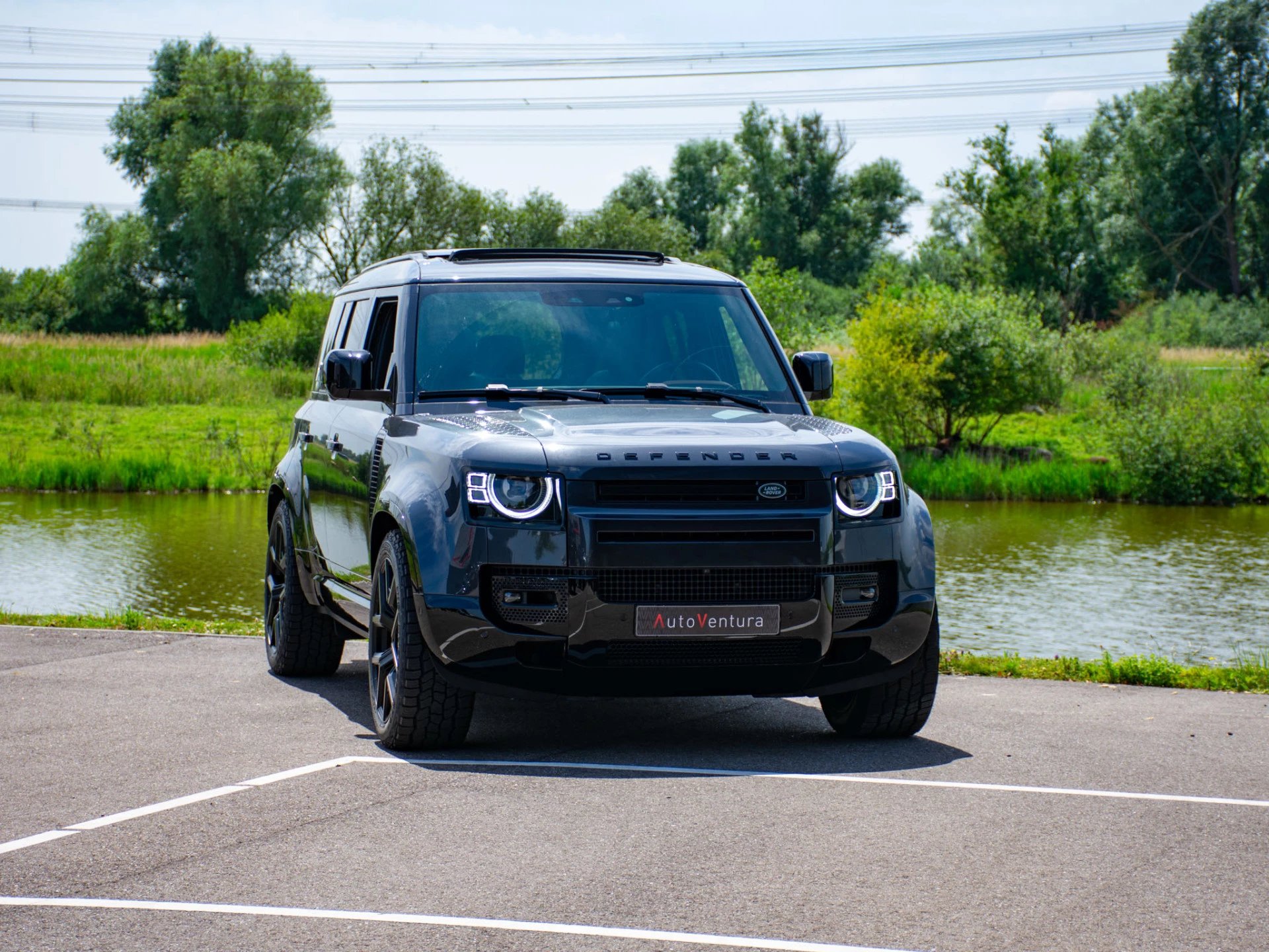 Hoofdafbeelding Land Rover Defender