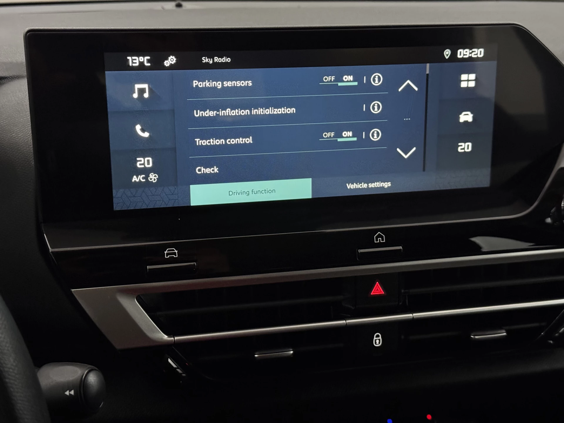 Hoofdafbeelding Citroën ë-C4