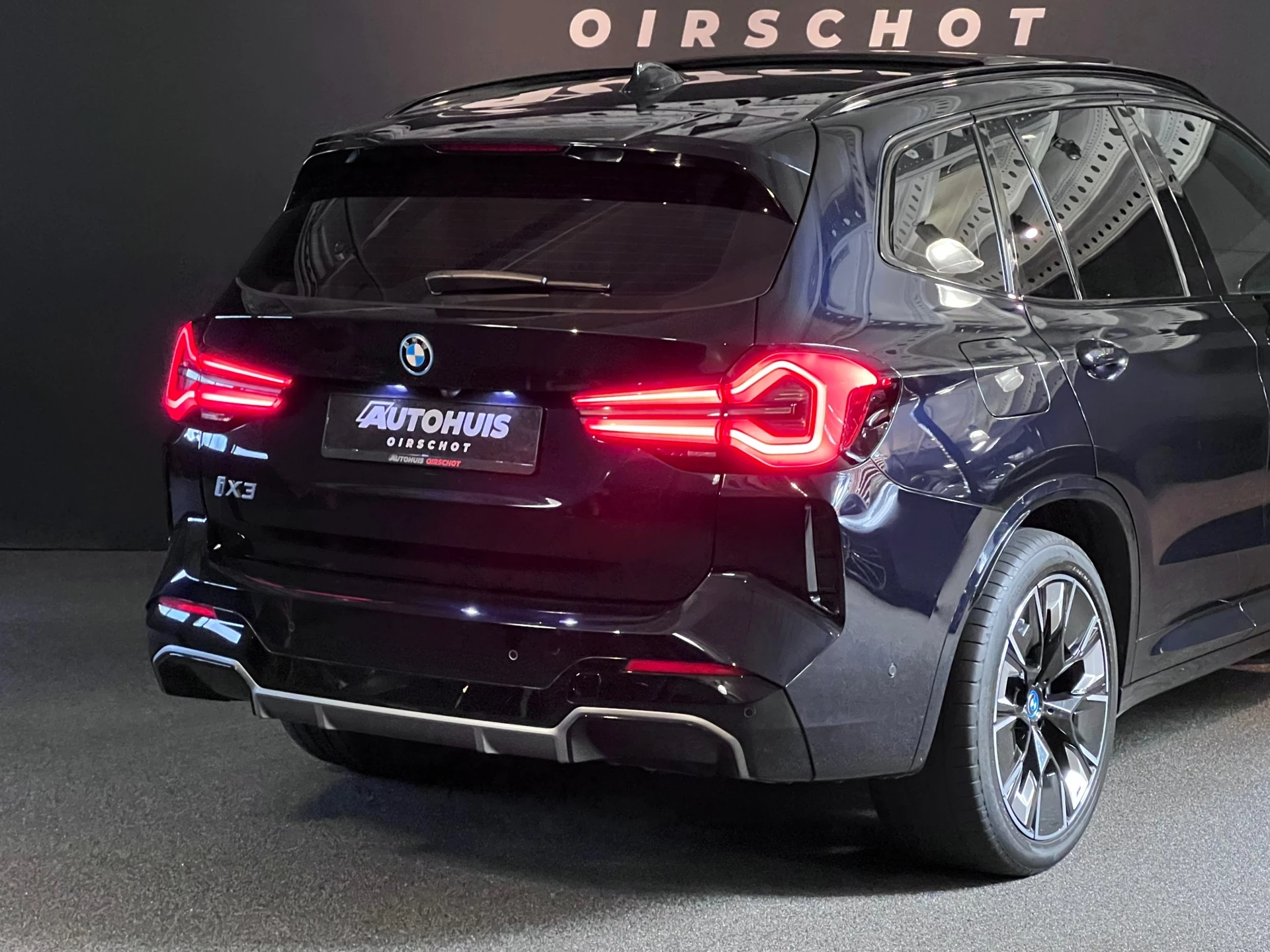 Hoofdafbeelding BMW iX3