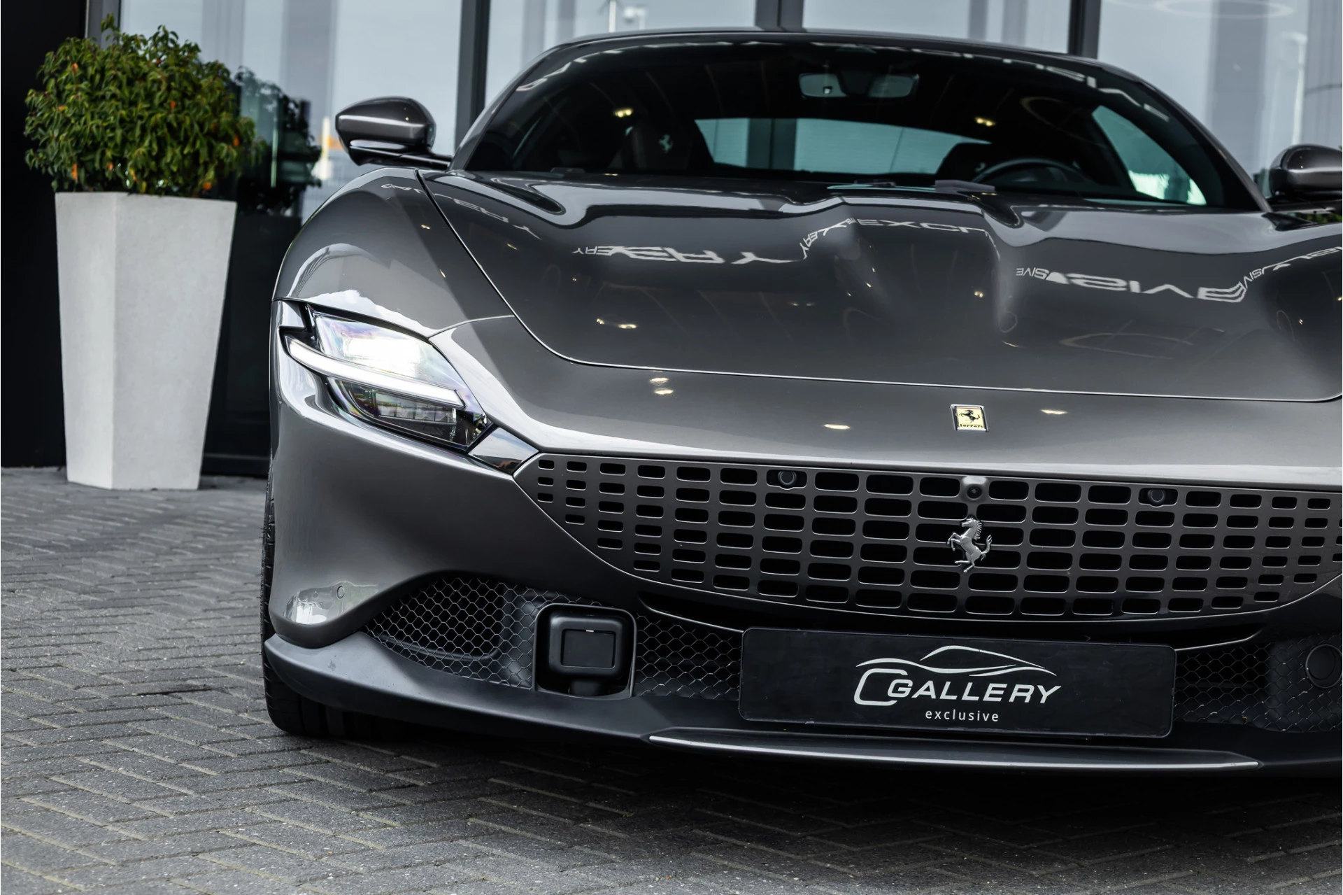 Hoofdafbeelding Ferrari Roma