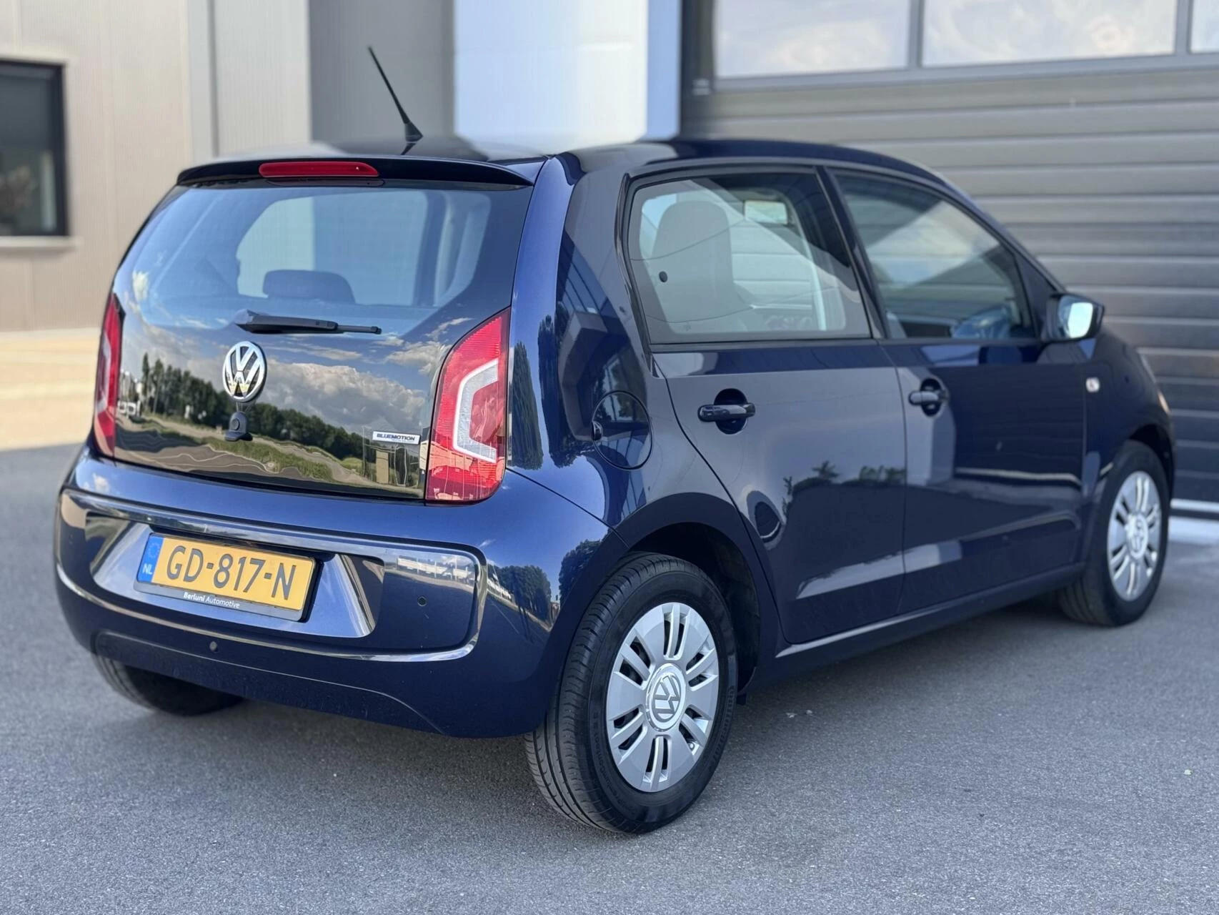 Hoofdafbeelding Volkswagen up!