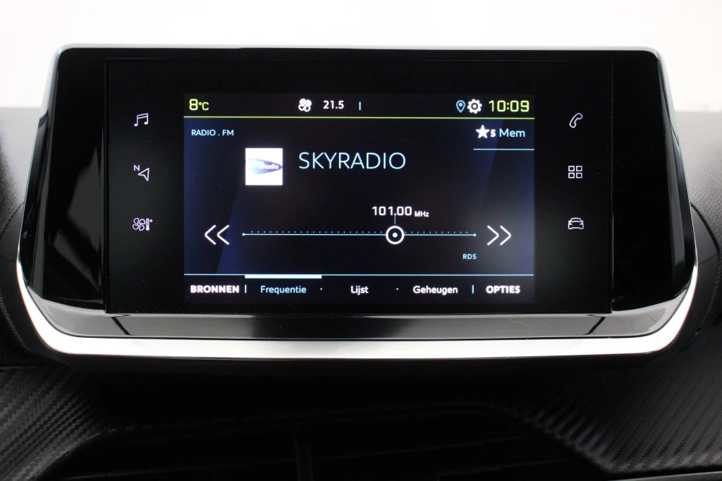 Hoofdafbeelding Peugeot e-208