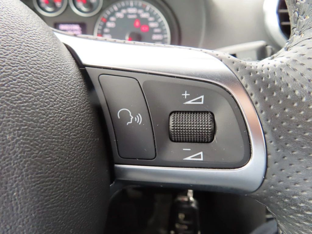 Hoofdafbeelding Audi Cabriolet