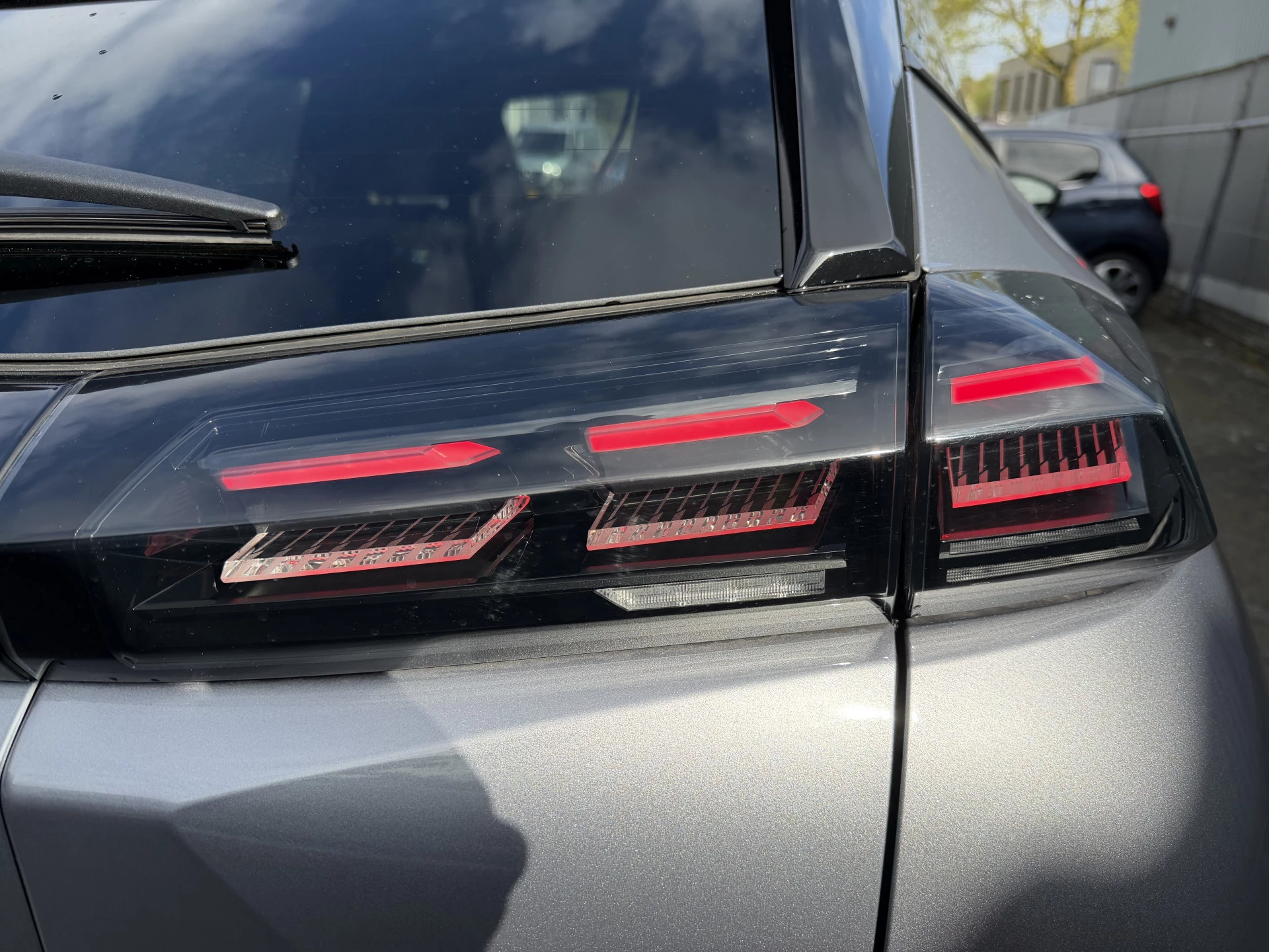 Hoofdafbeelding Peugeot e-2008