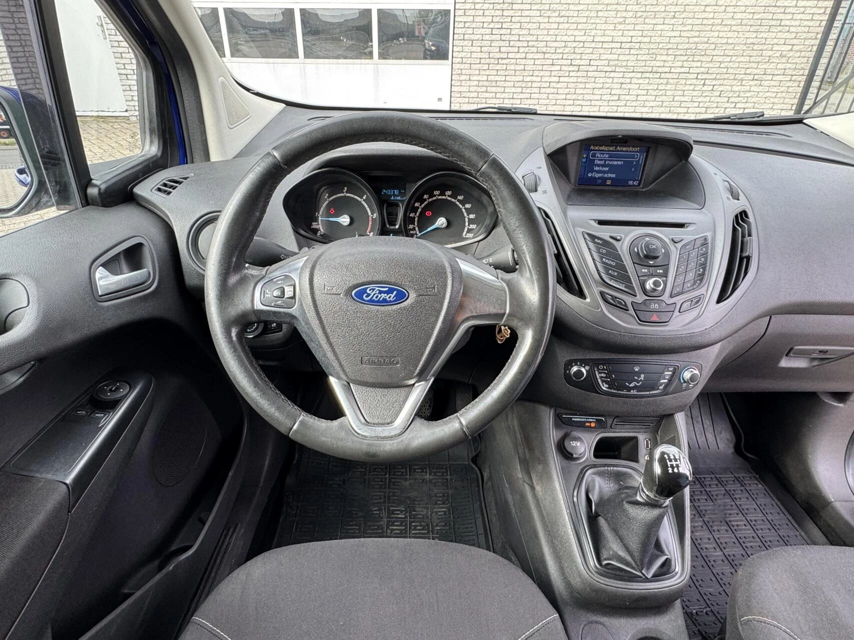 Hoofdafbeelding Ford Transit Courier