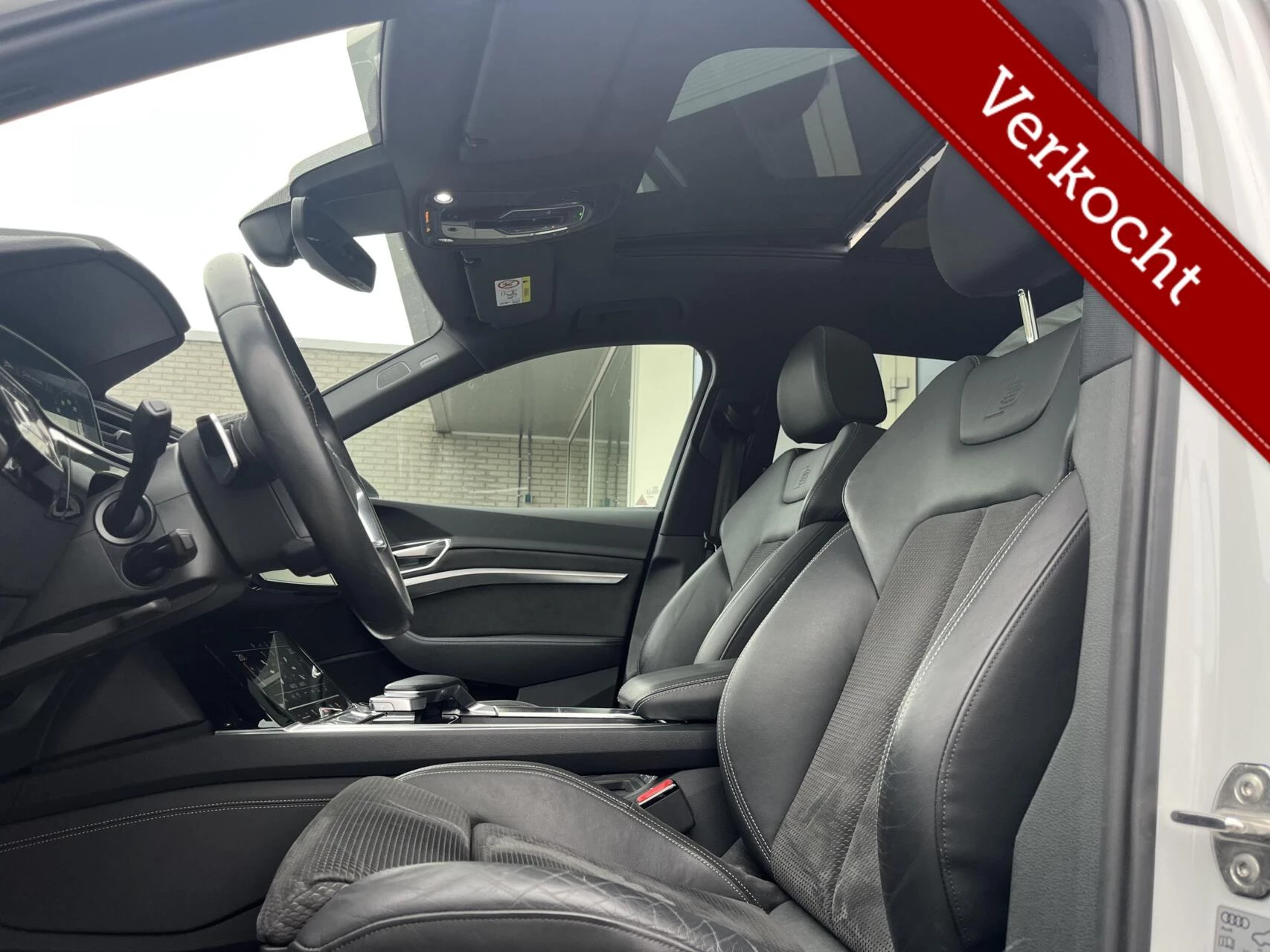 Hoofdafbeelding Audi e-tron