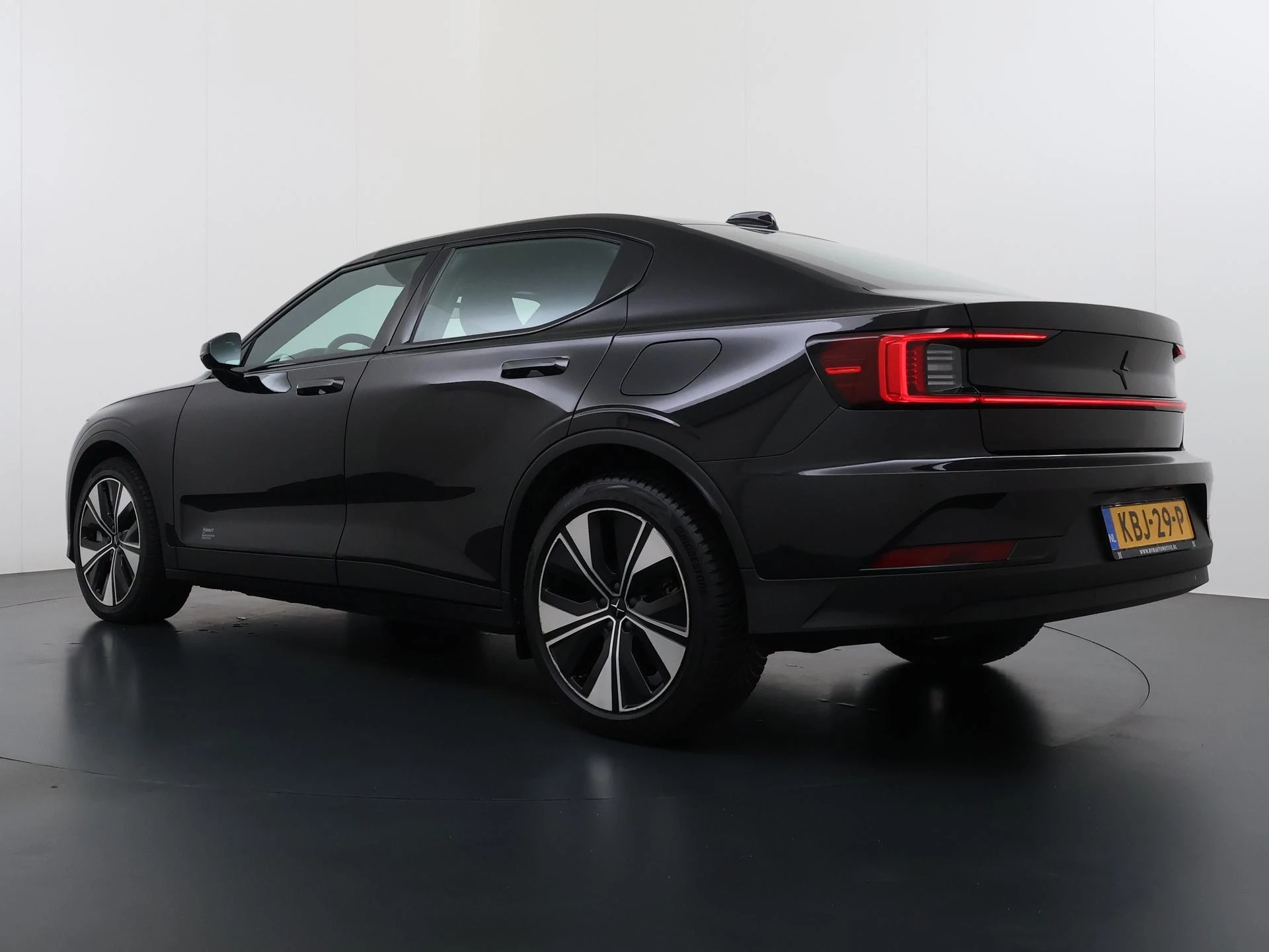 Hoofdafbeelding Polestar 2