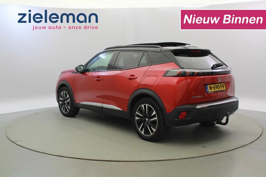 Hoofdafbeelding Peugeot e-2008