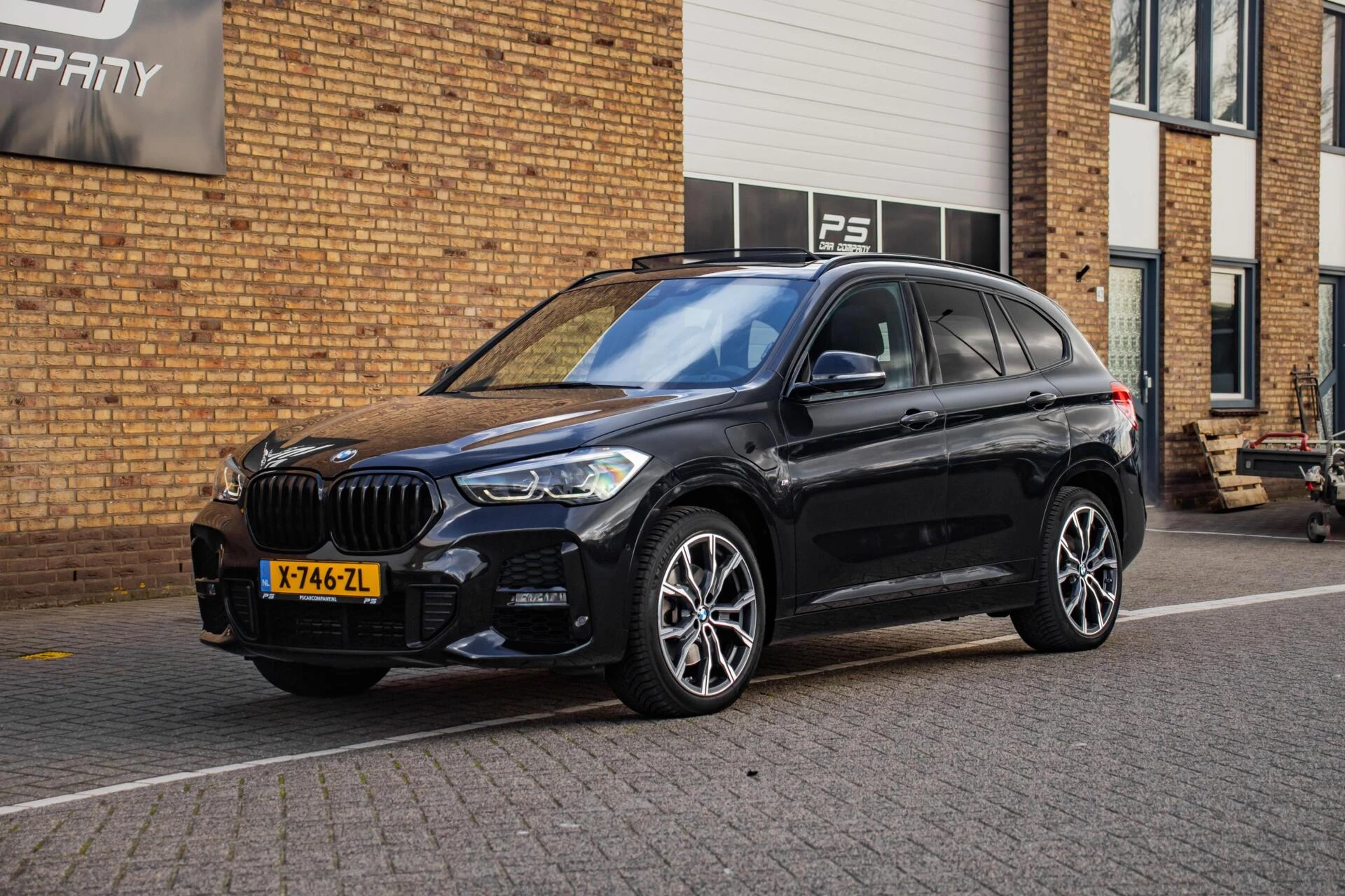 Hoofdafbeelding BMW X1
