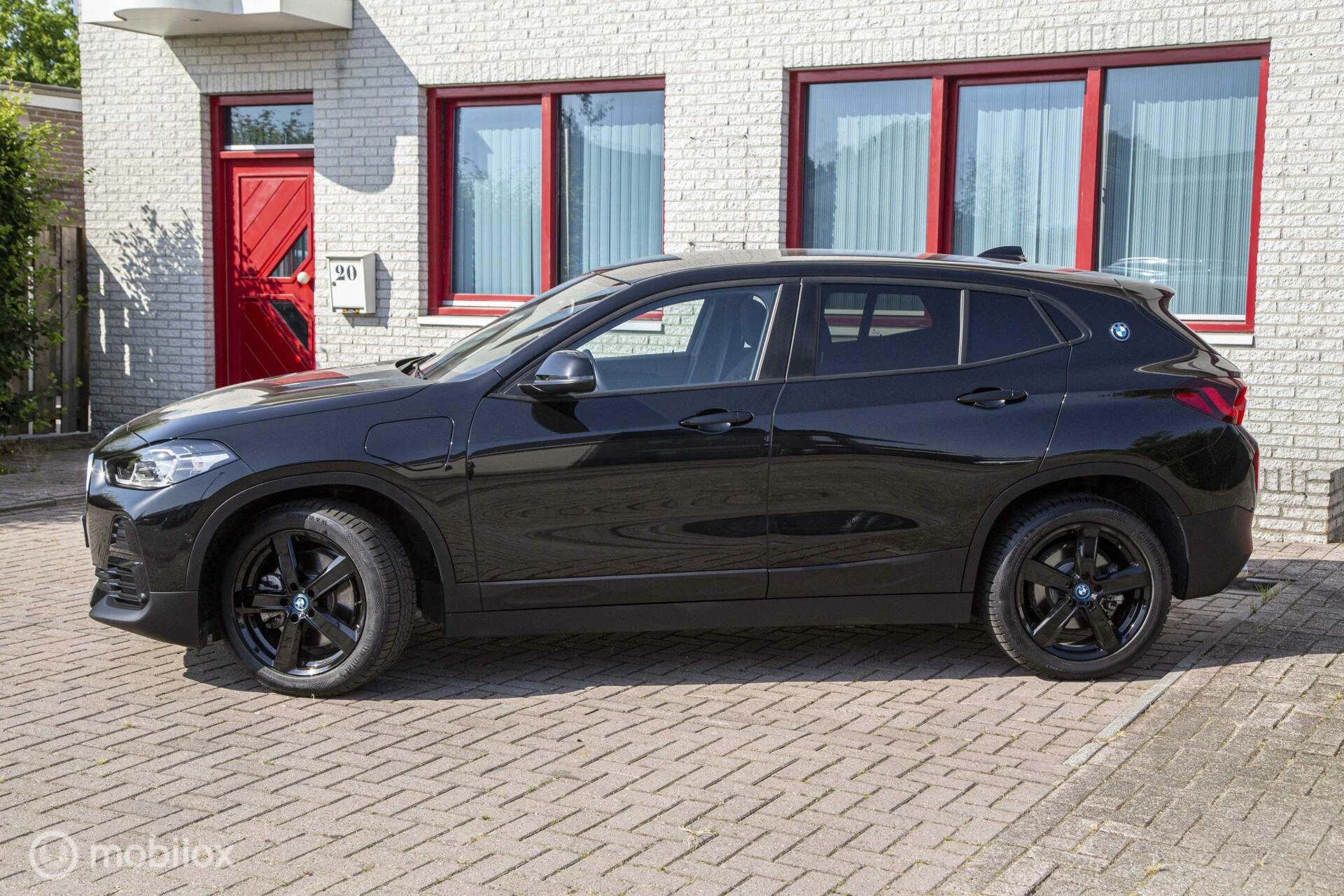 Hoofdafbeelding BMW X2