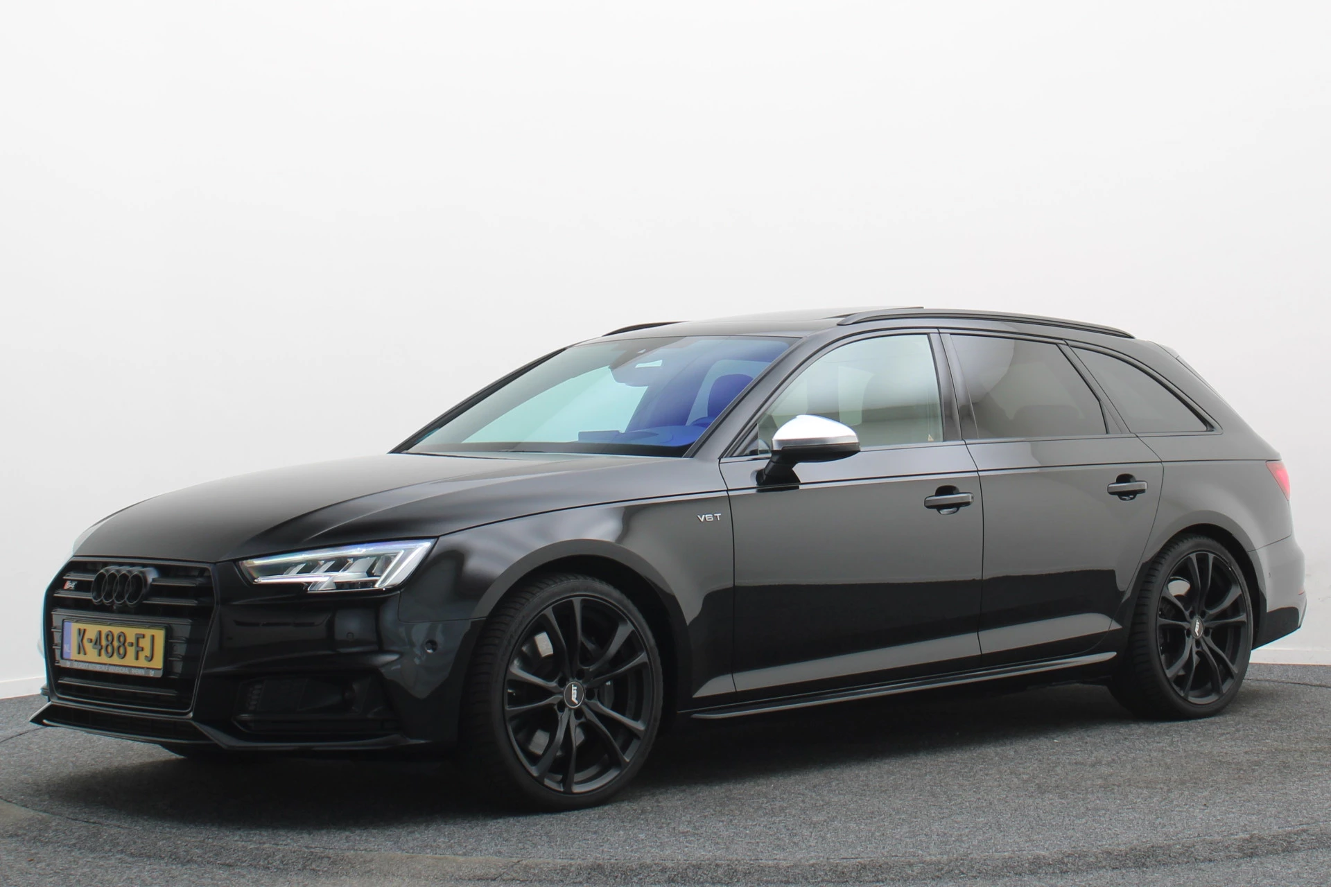Hoofdafbeelding Audi S4