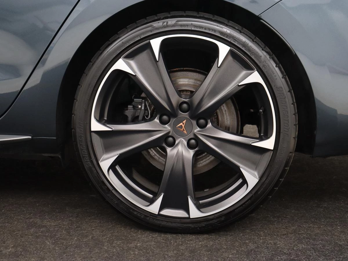 Hoofdafbeelding CUPRA Leon