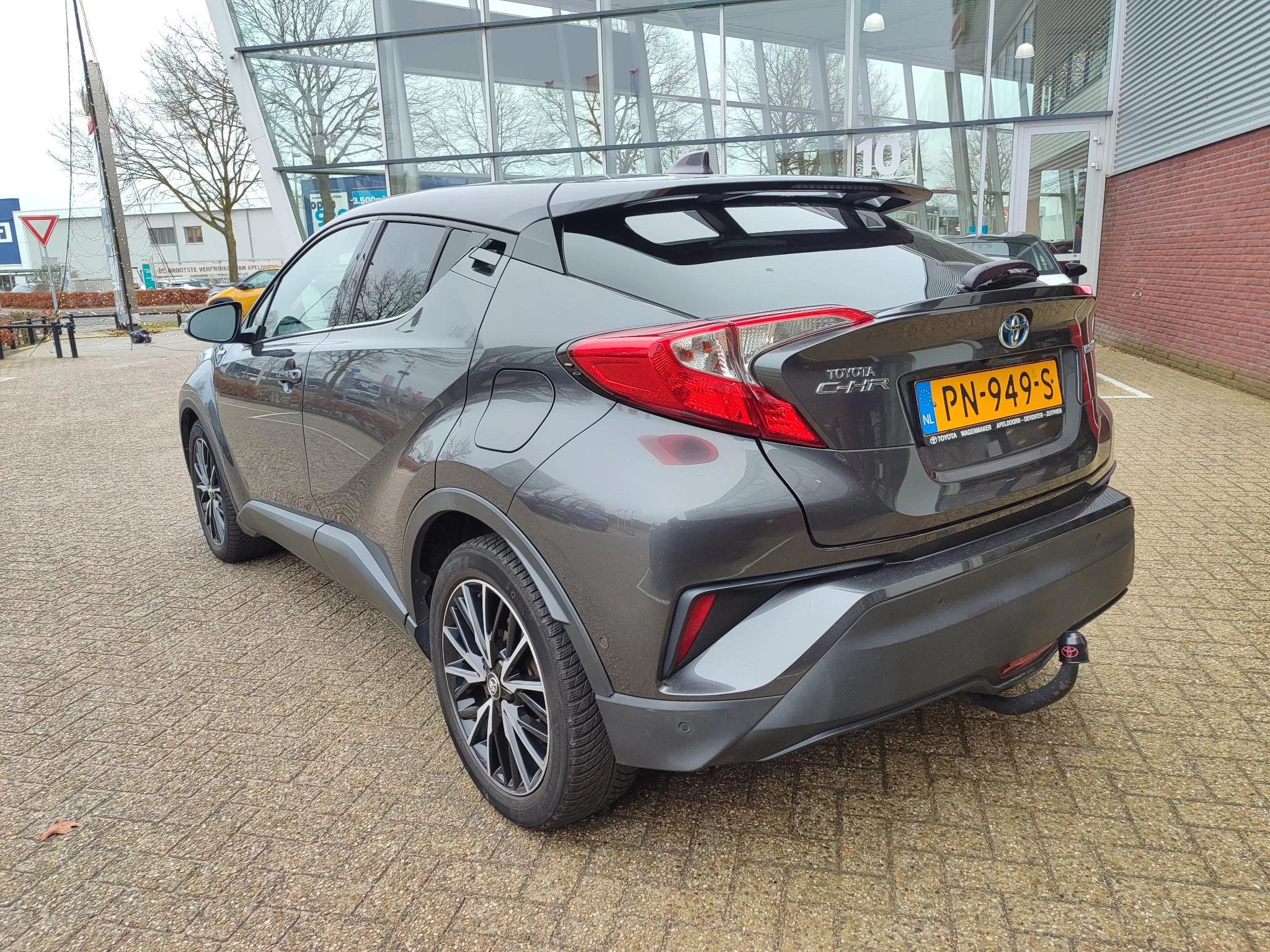 Hoofdafbeelding Toyota C-HR