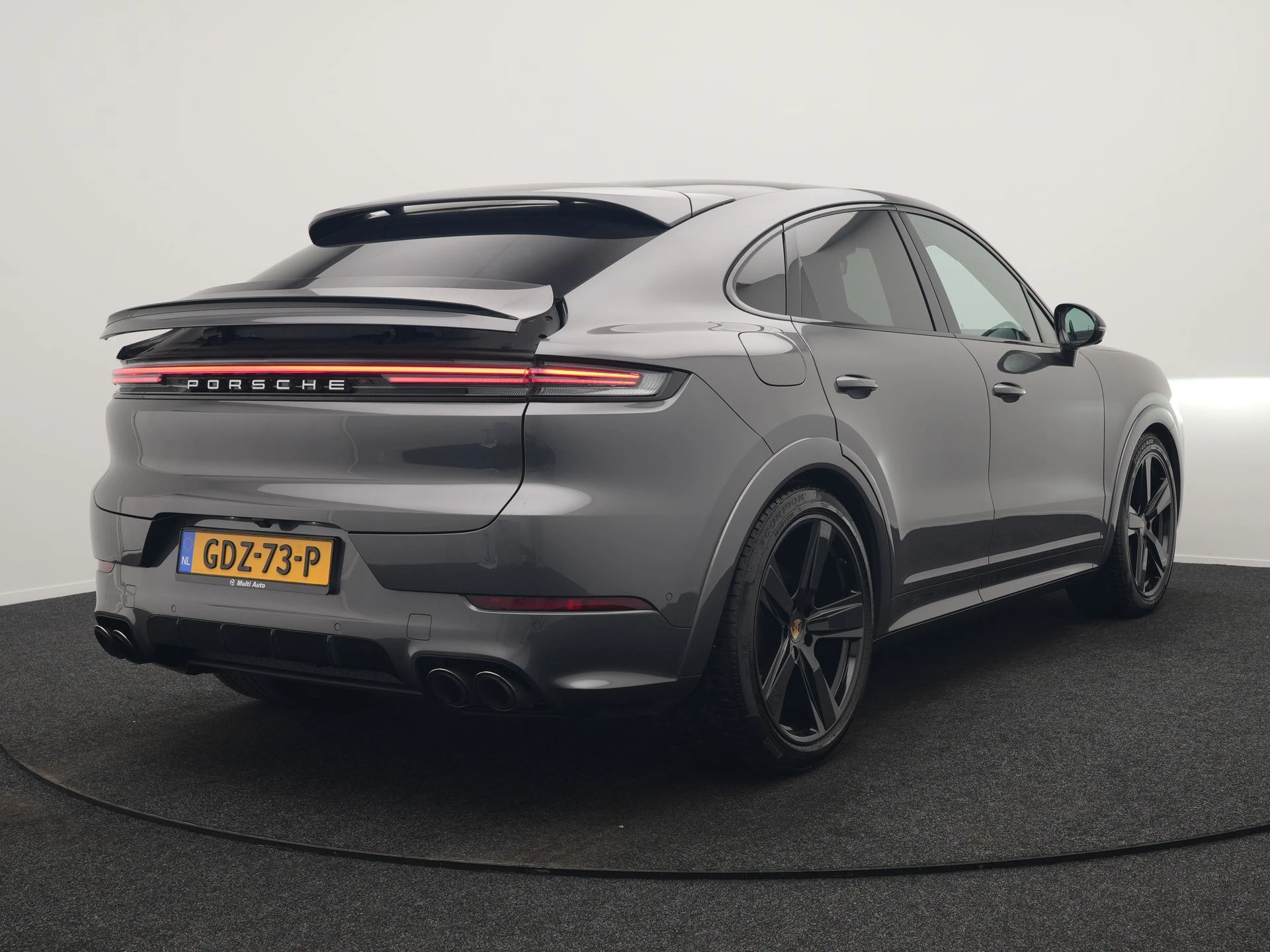 Hoofdafbeelding Porsche Cayenne
