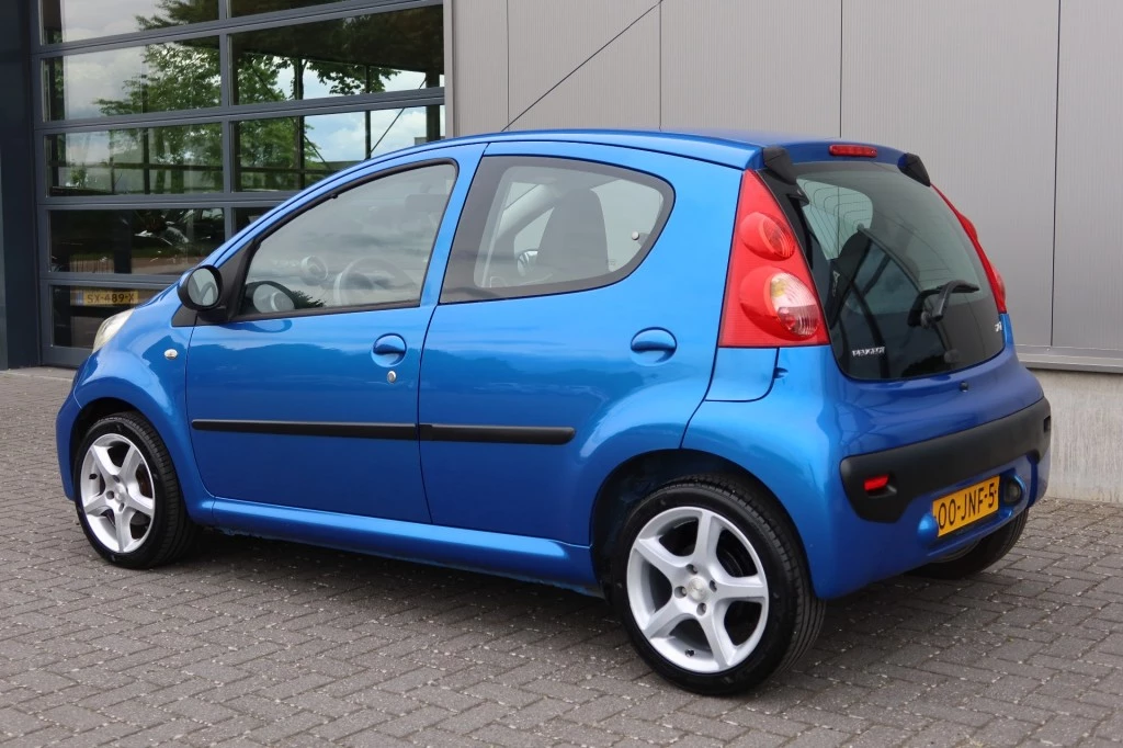 Hoofdafbeelding Peugeot 107