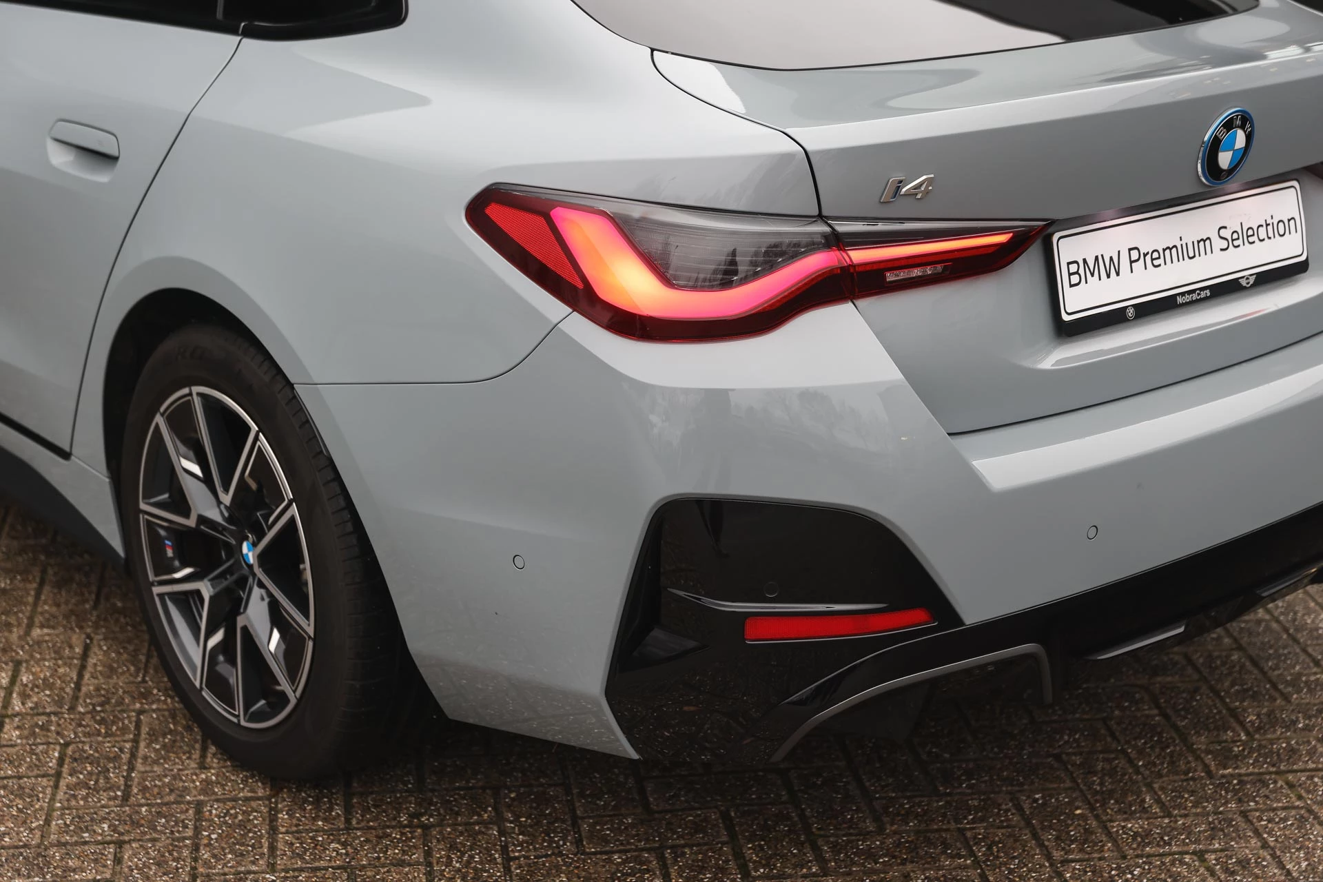 Hoofdafbeelding BMW i4