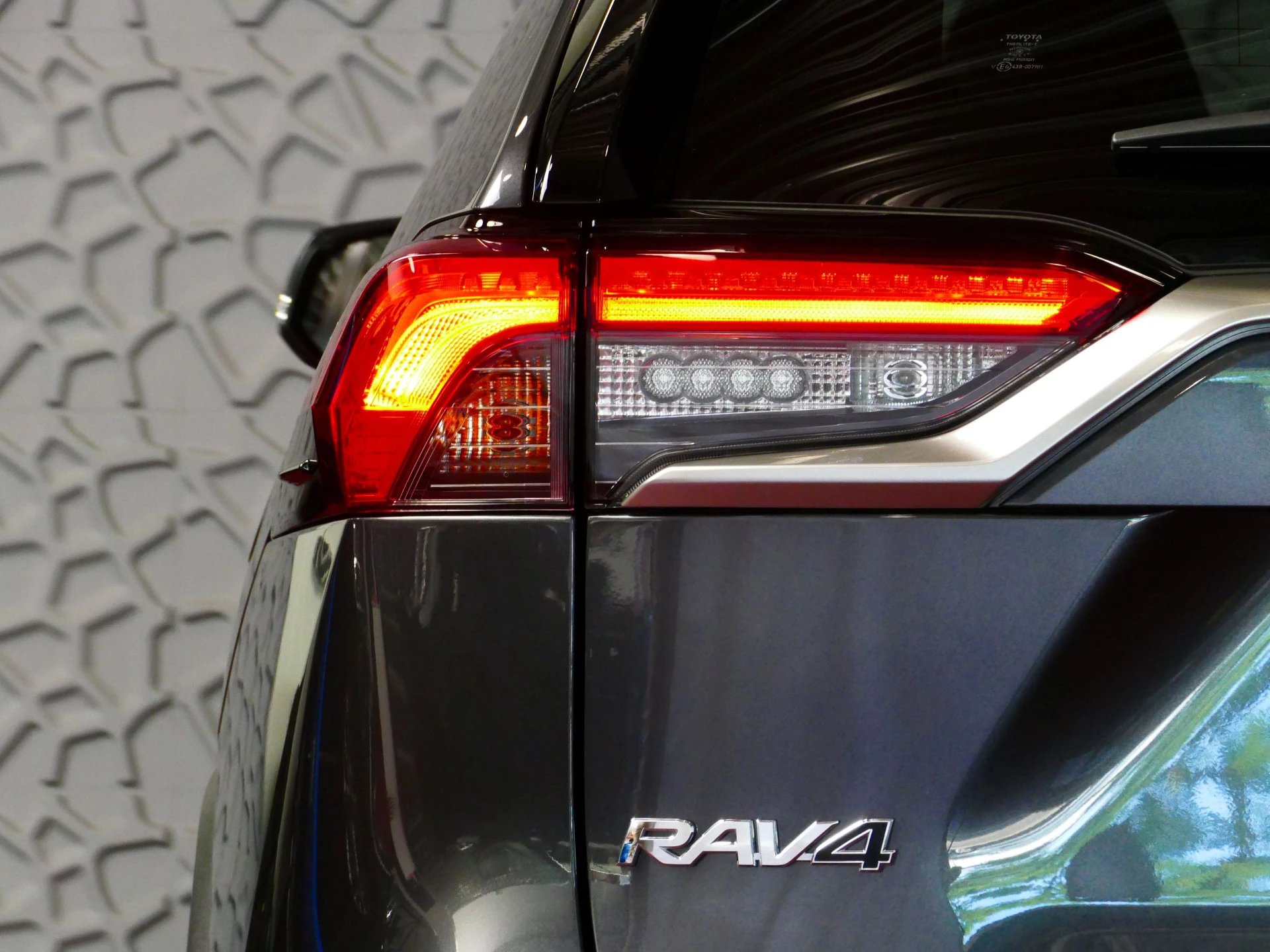 Hoofdafbeelding Toyota RAV4