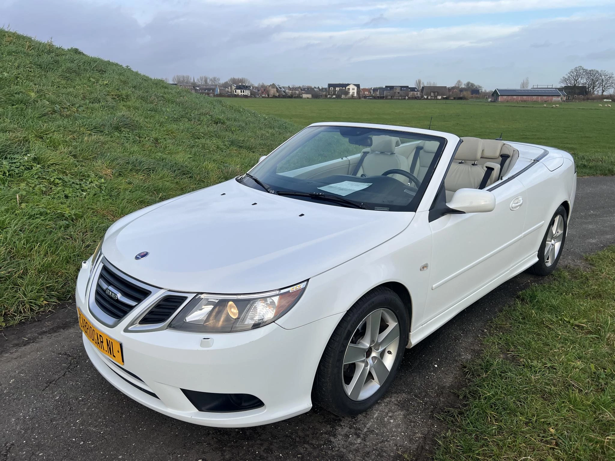 Hoofdafbeelding Saab 9-3