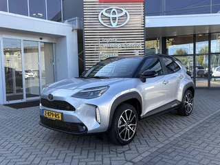 Toyota Yaris Cross 1.5 Hybrid 130 GR SPORT TREKHAAK NL-AUTO KEYLESS LM-VELGEN AD-CRUISE PARK-SENSOREN BLIND-SPOT STOELVERW APPLE/ANDROID DRAADLOOS-LADEN