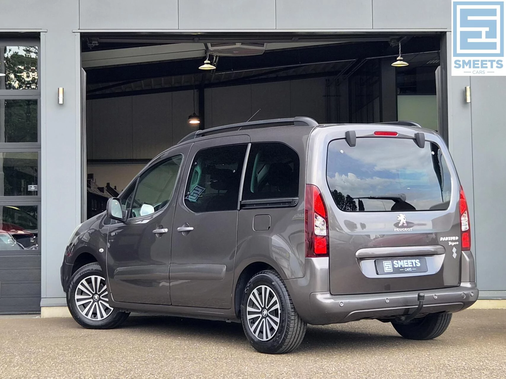 Hoofdafbeelding Peugeot Partner