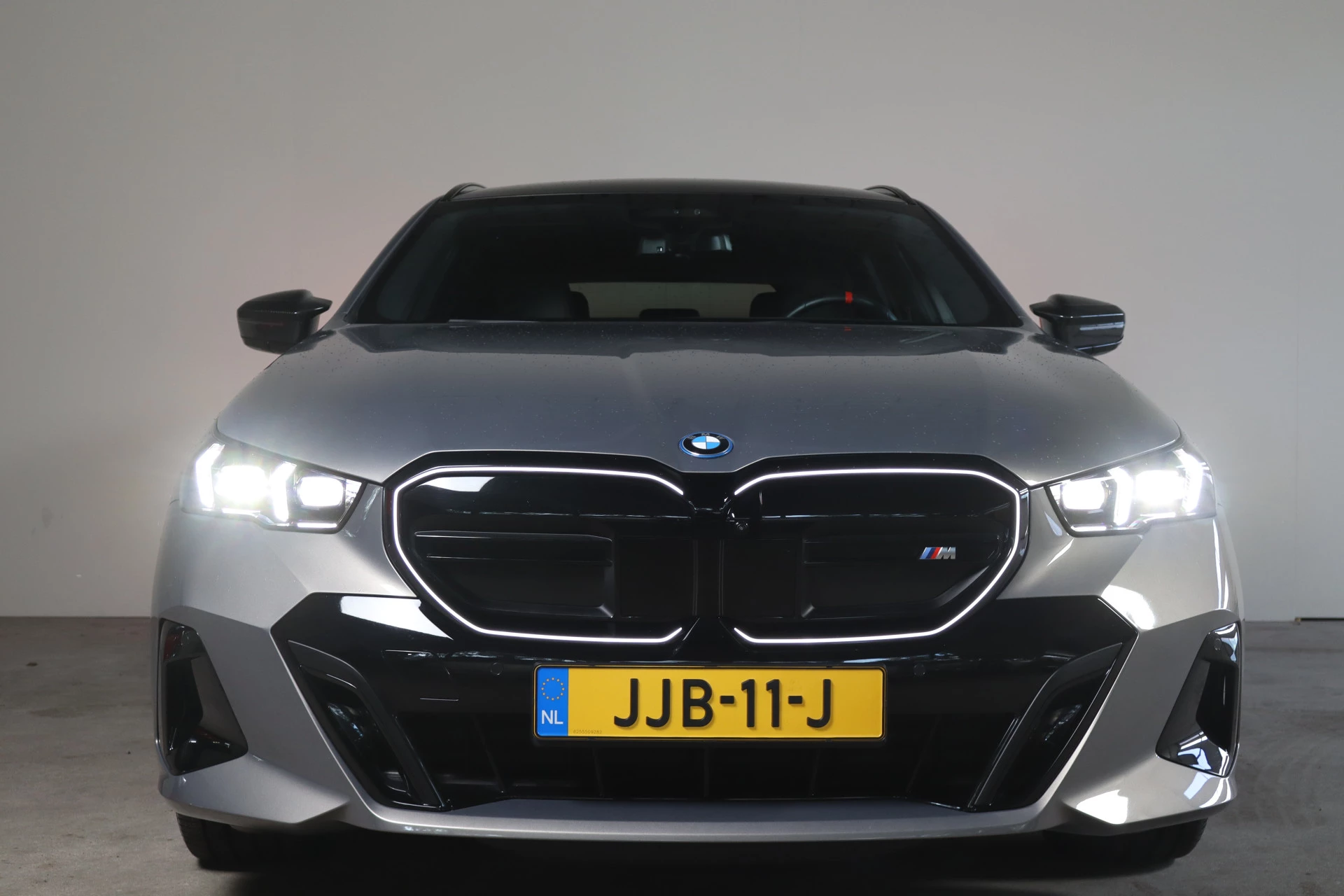 Hoofdafbeelding BMW i5