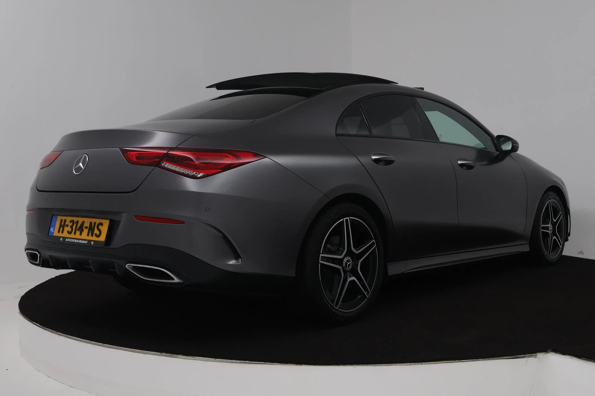 Hoofdafbeelding Mercedes-Benz CLA