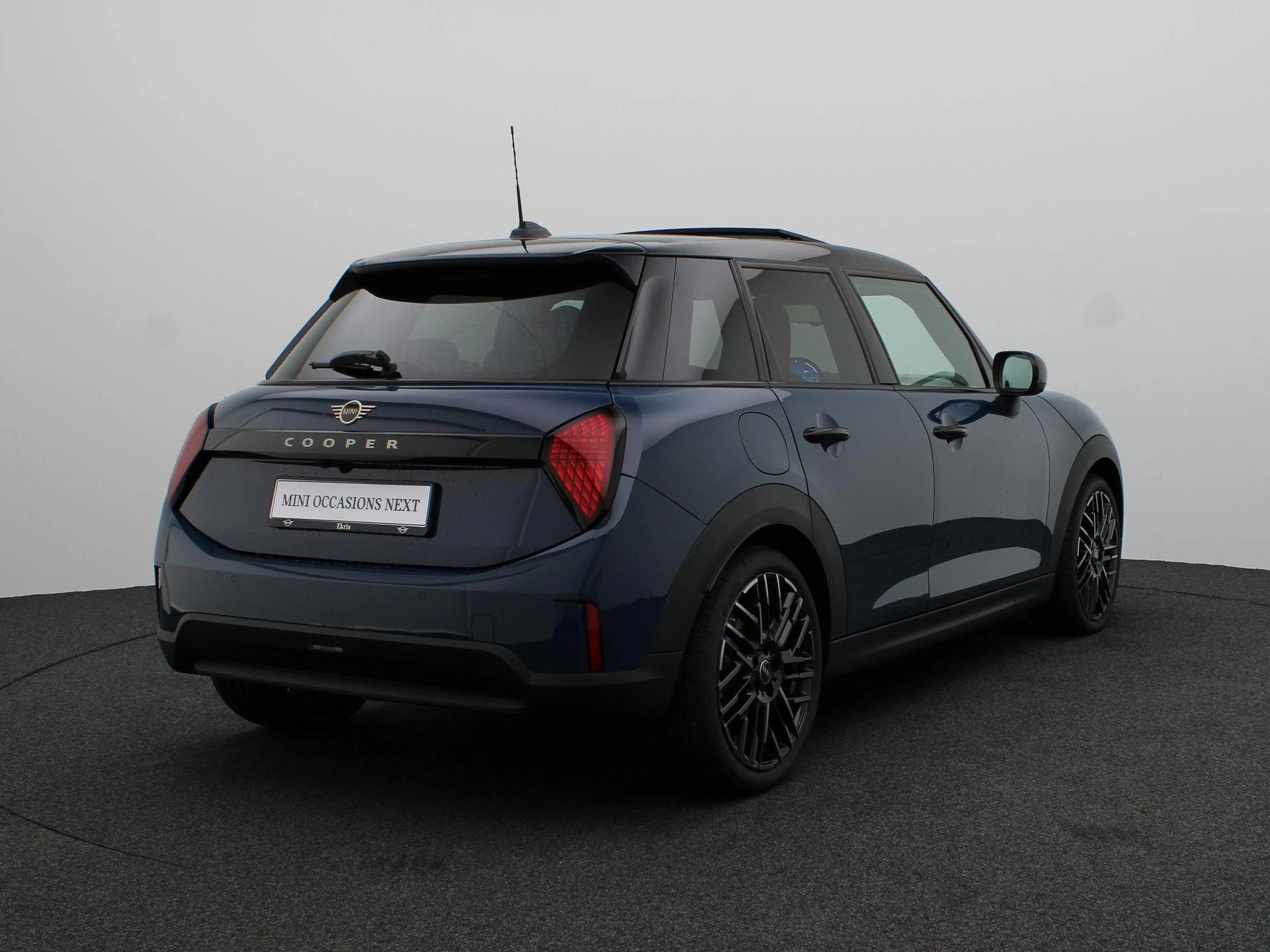 Hoofdafbeelding MINI 5-deurs