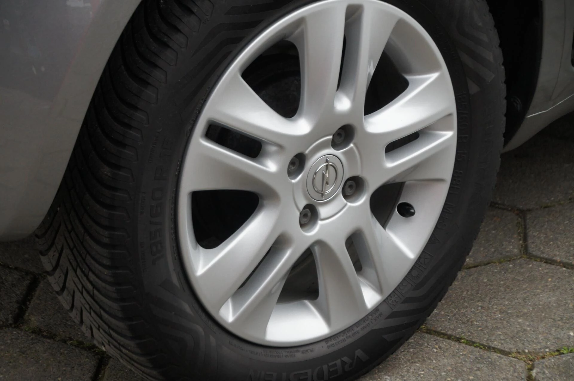 Hoofdafbeelding Opel Agila