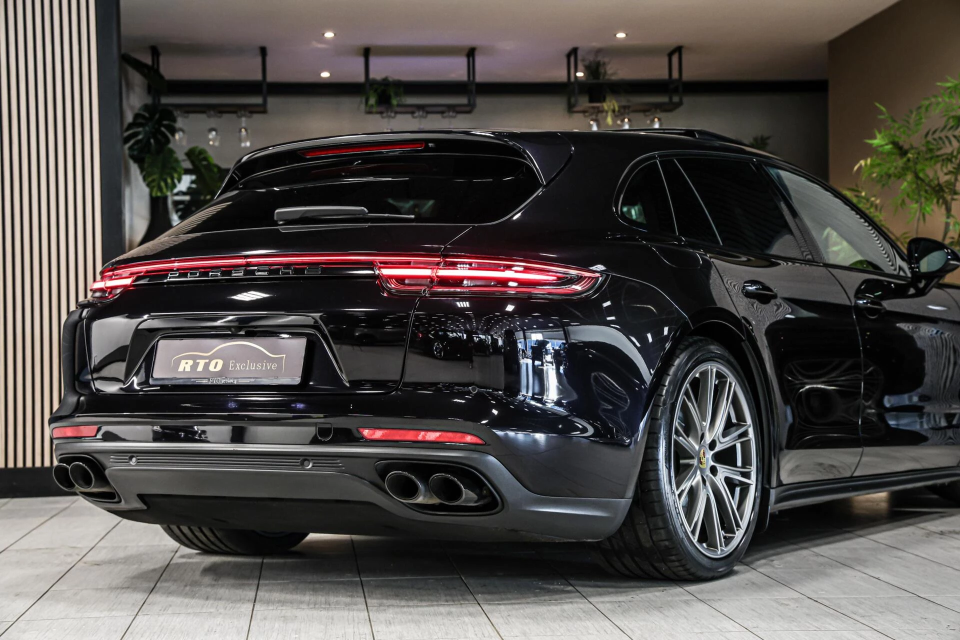 Hoofdafbeelding Porsche Panamera