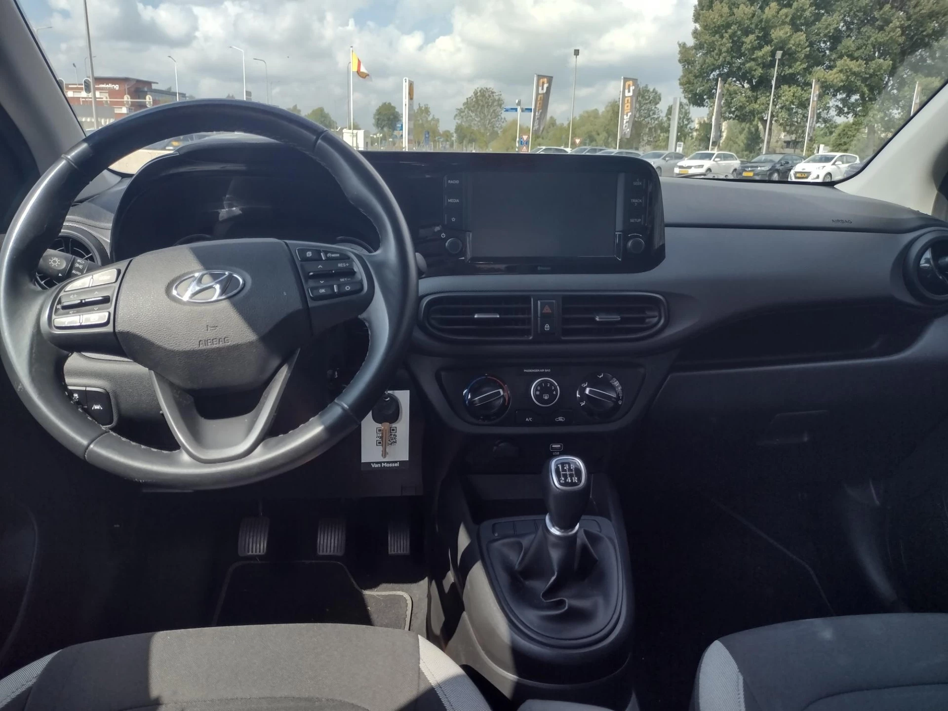 Hoofdafbeelding Hyundai i10